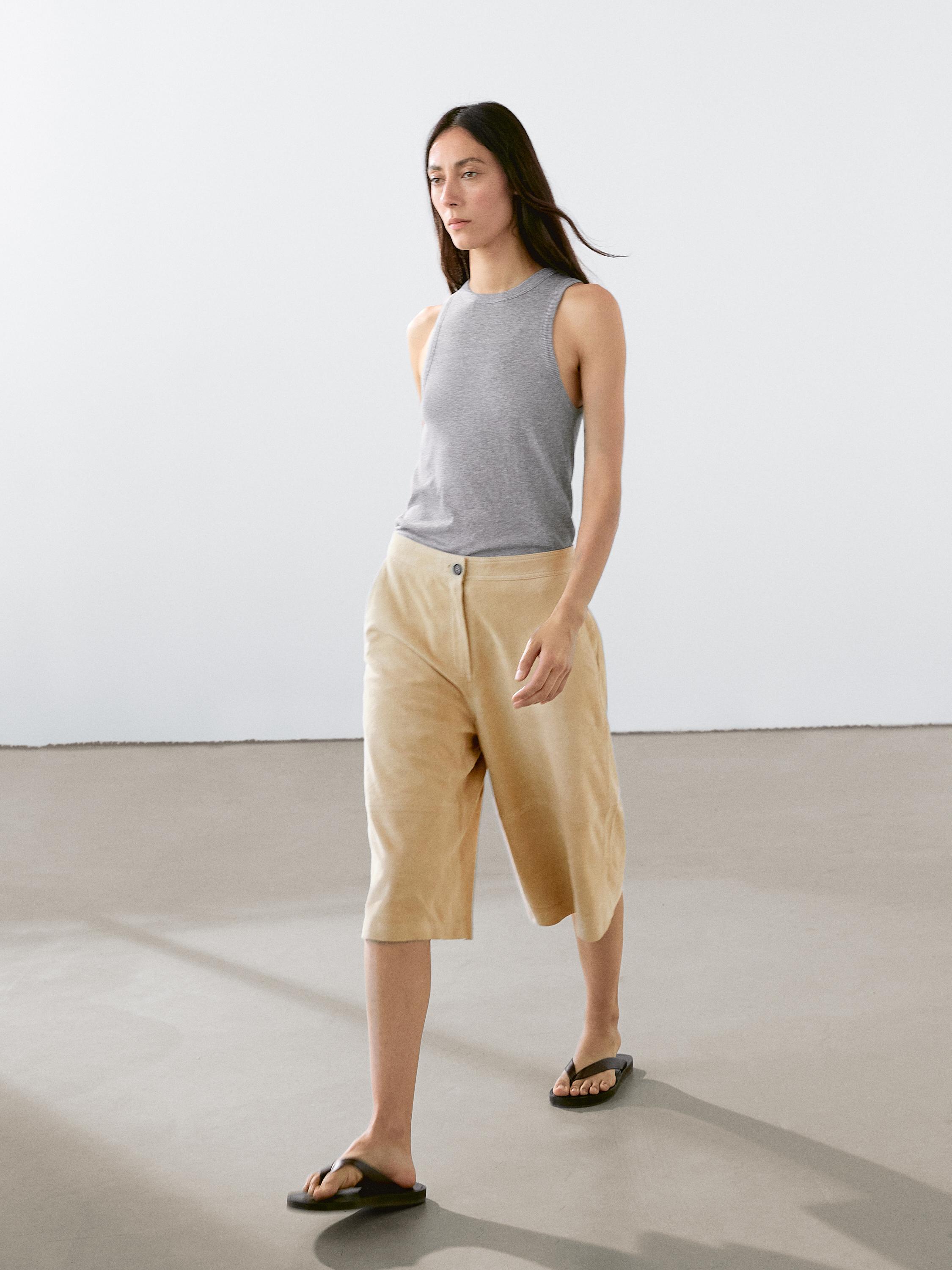 Suede leather Bermuda shorts