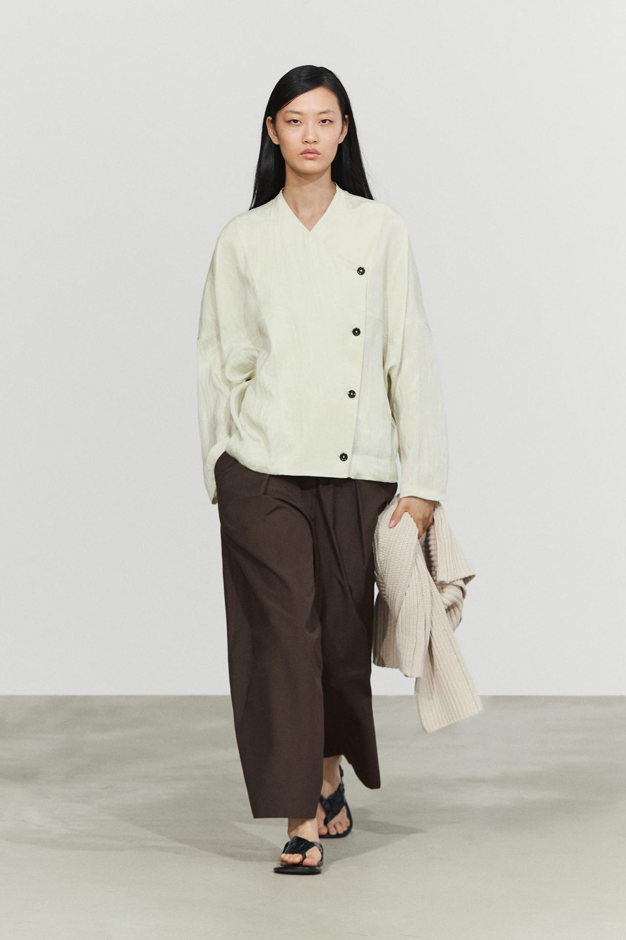 Fluid wrap shirt with button detail — PASTEL GREEN