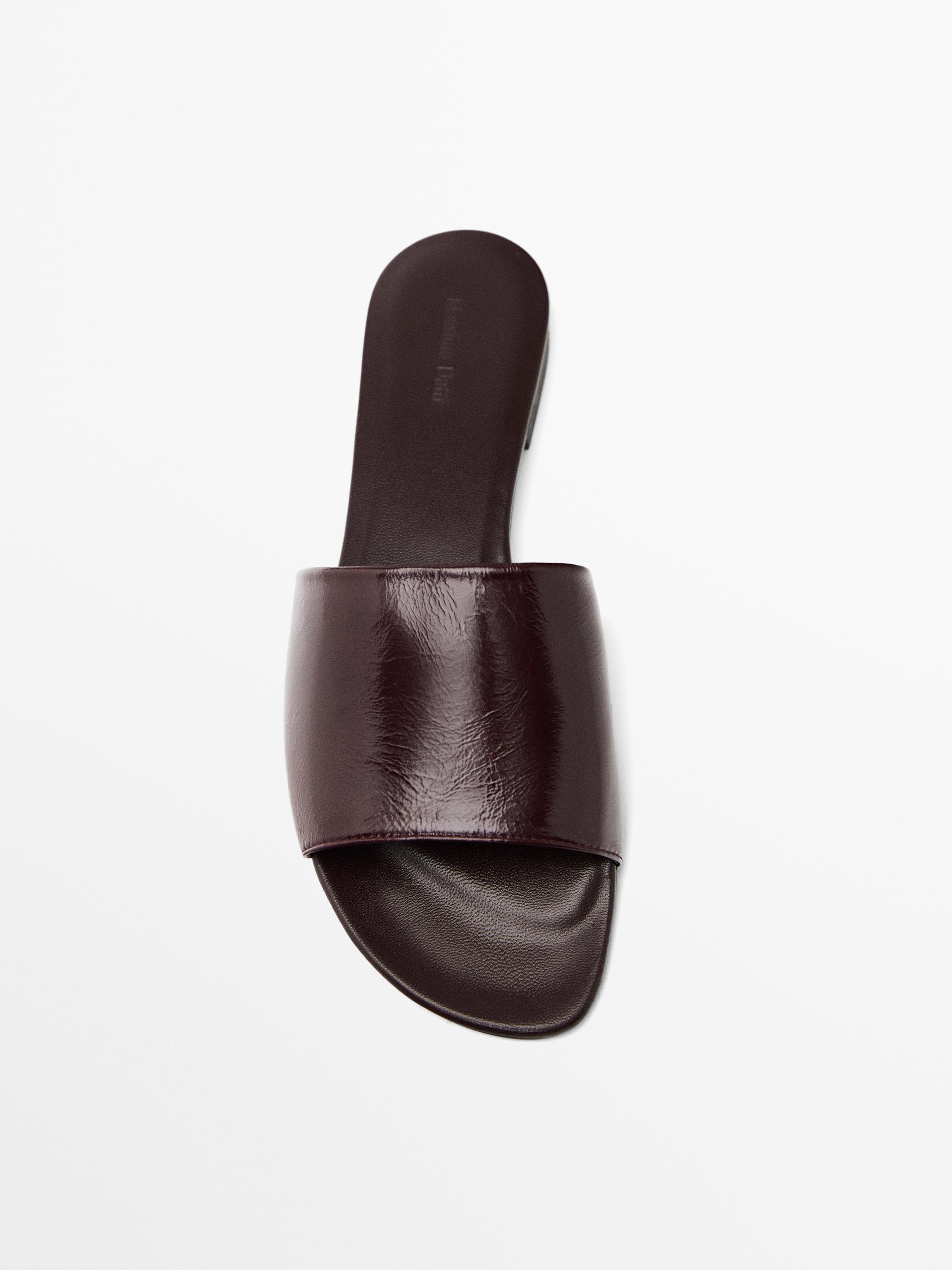 Leather vamp sandals