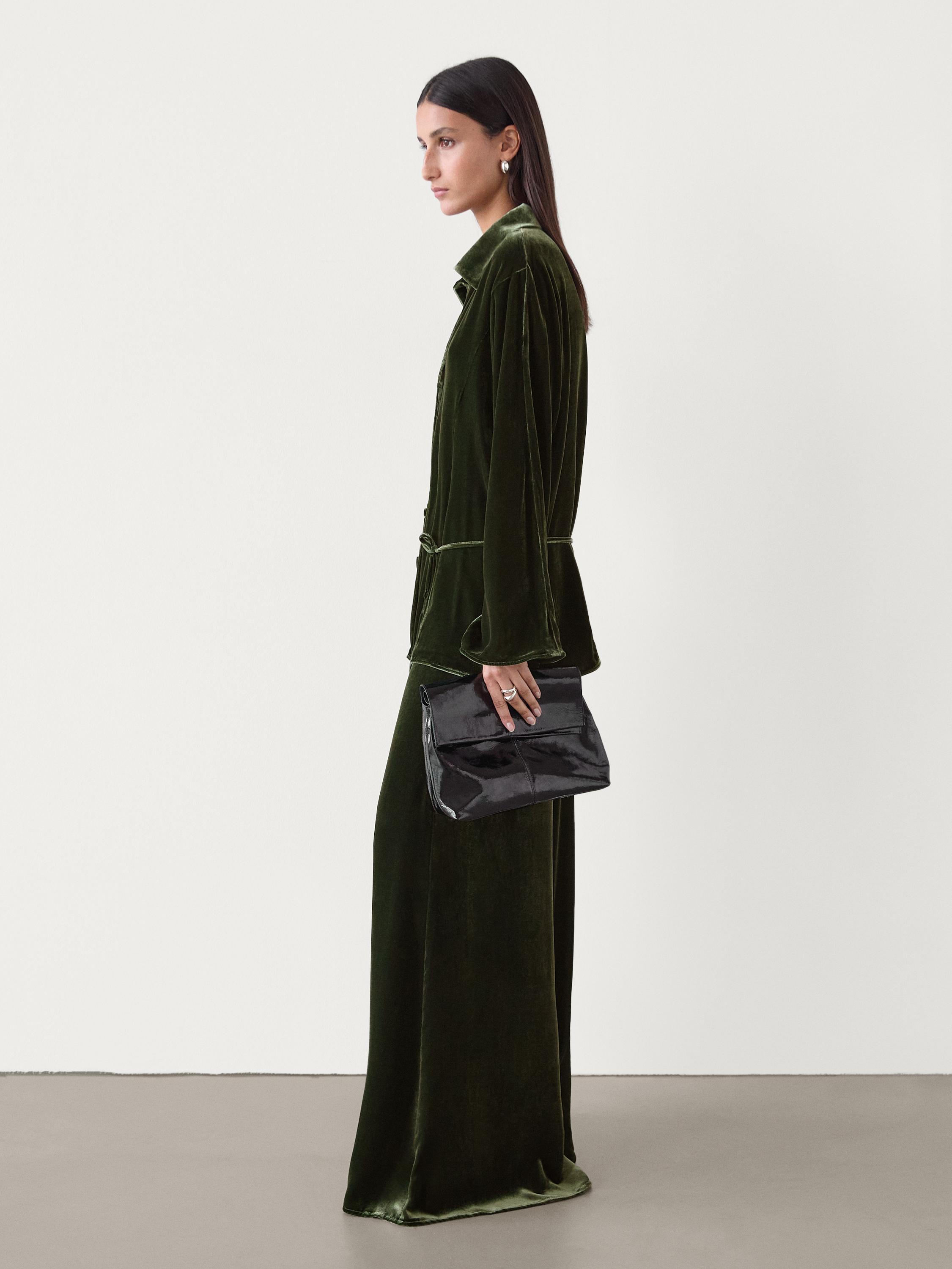 Wide-leg velvet trousers