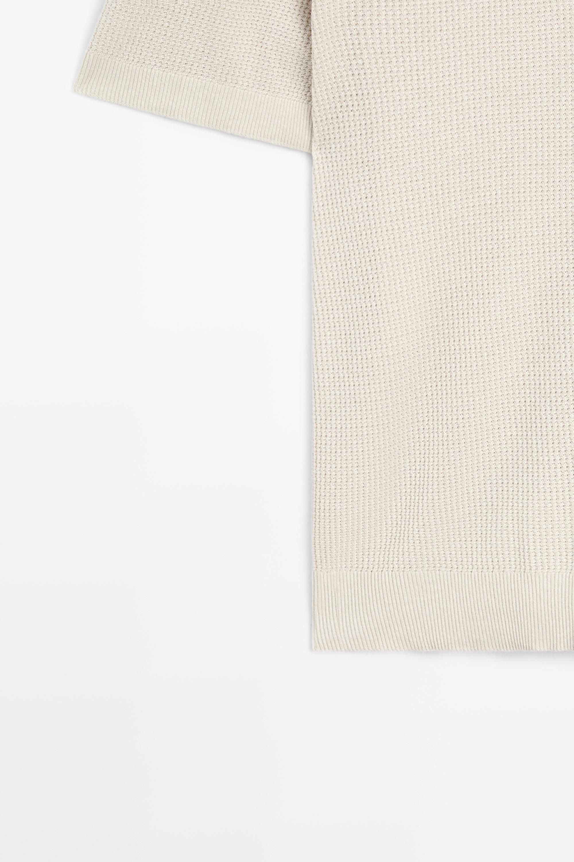 100% cotton button-collar polo shirt — CREAM