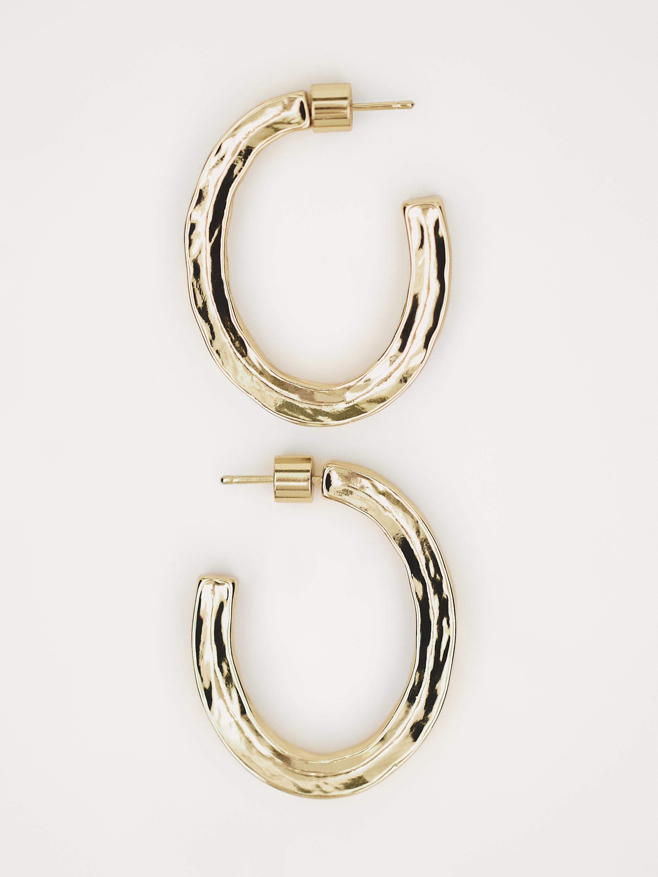 Textured hoop earrings