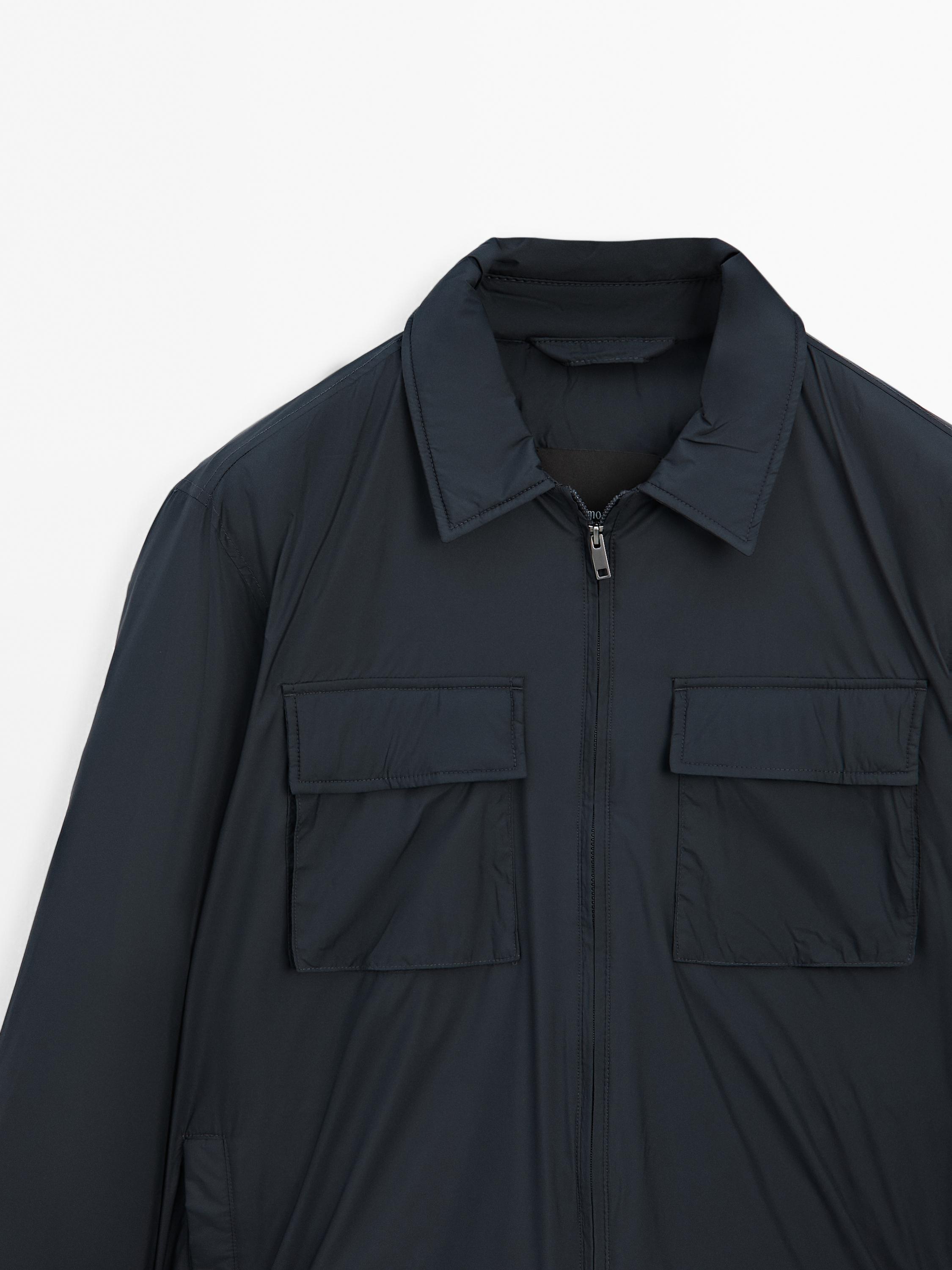 Lightweight water-repellent jacket