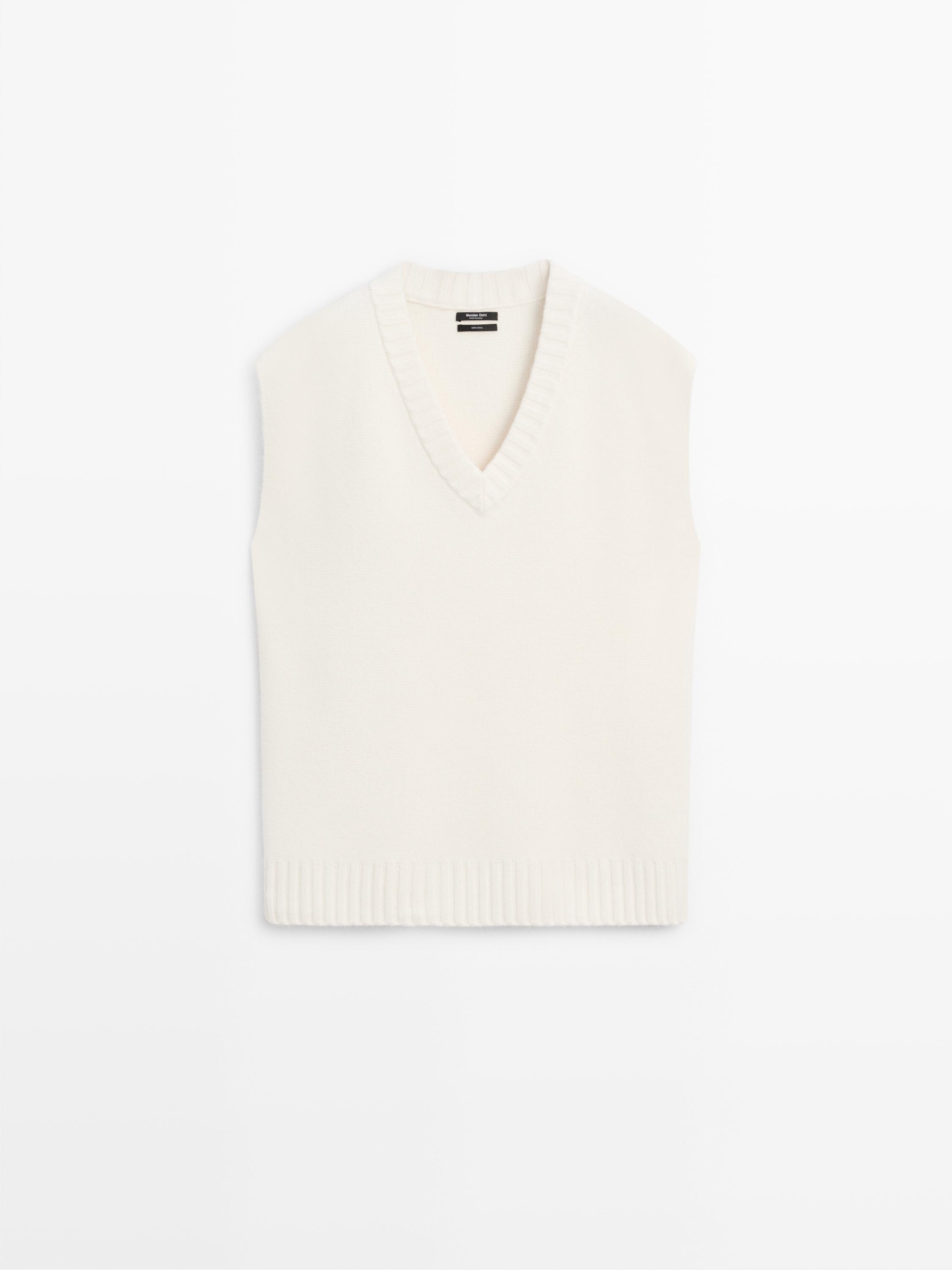 Long wool knit vest — Off white