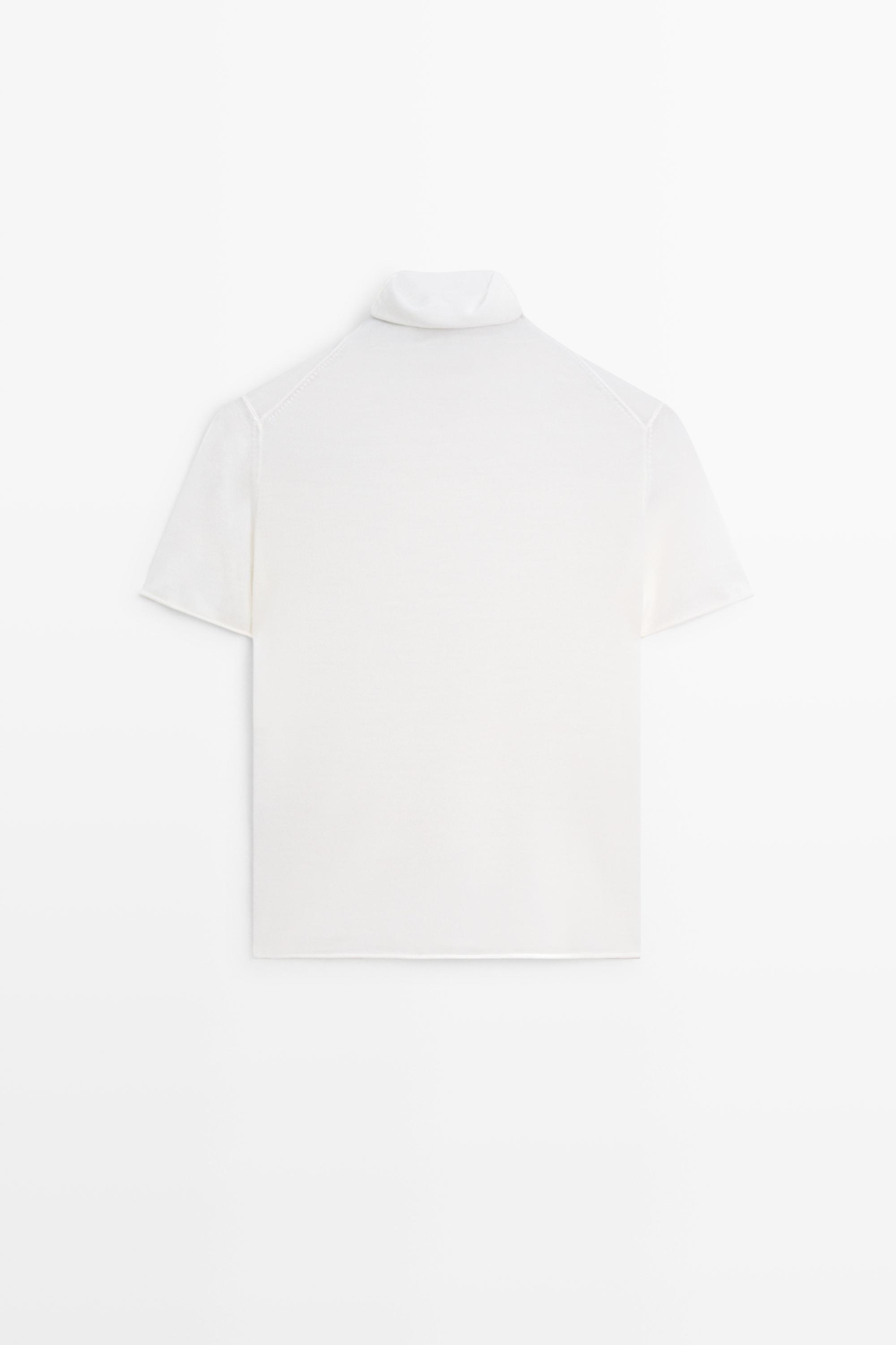 Short sleeve turtleneck knit sweater — CREAM