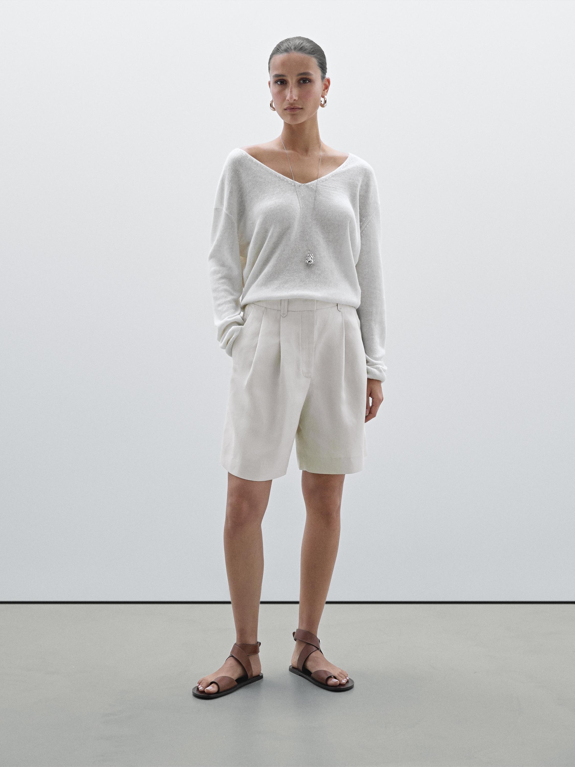 Pleated  Bermuda shorts