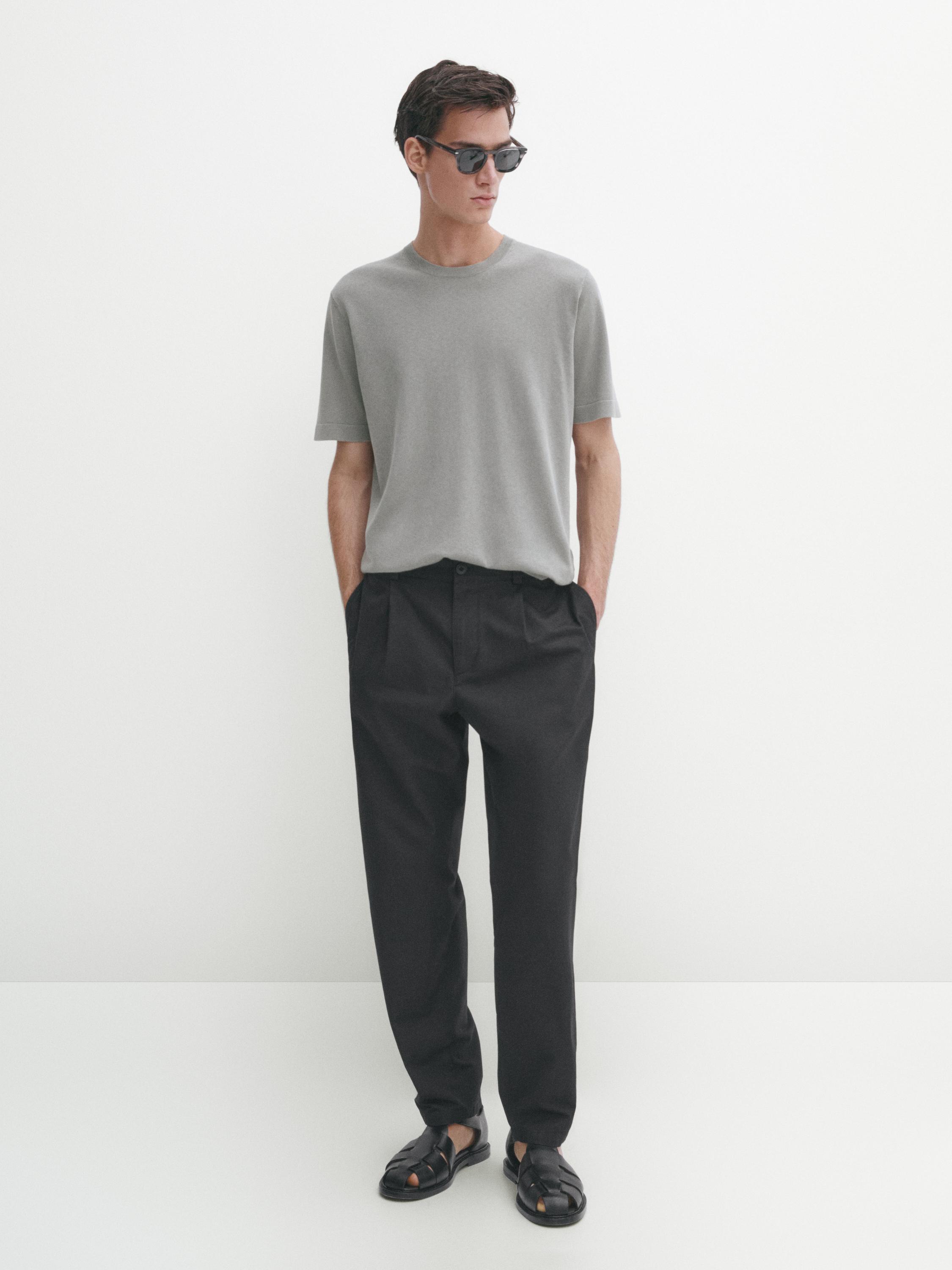 Knit crew neck T-shirt with short sleeves