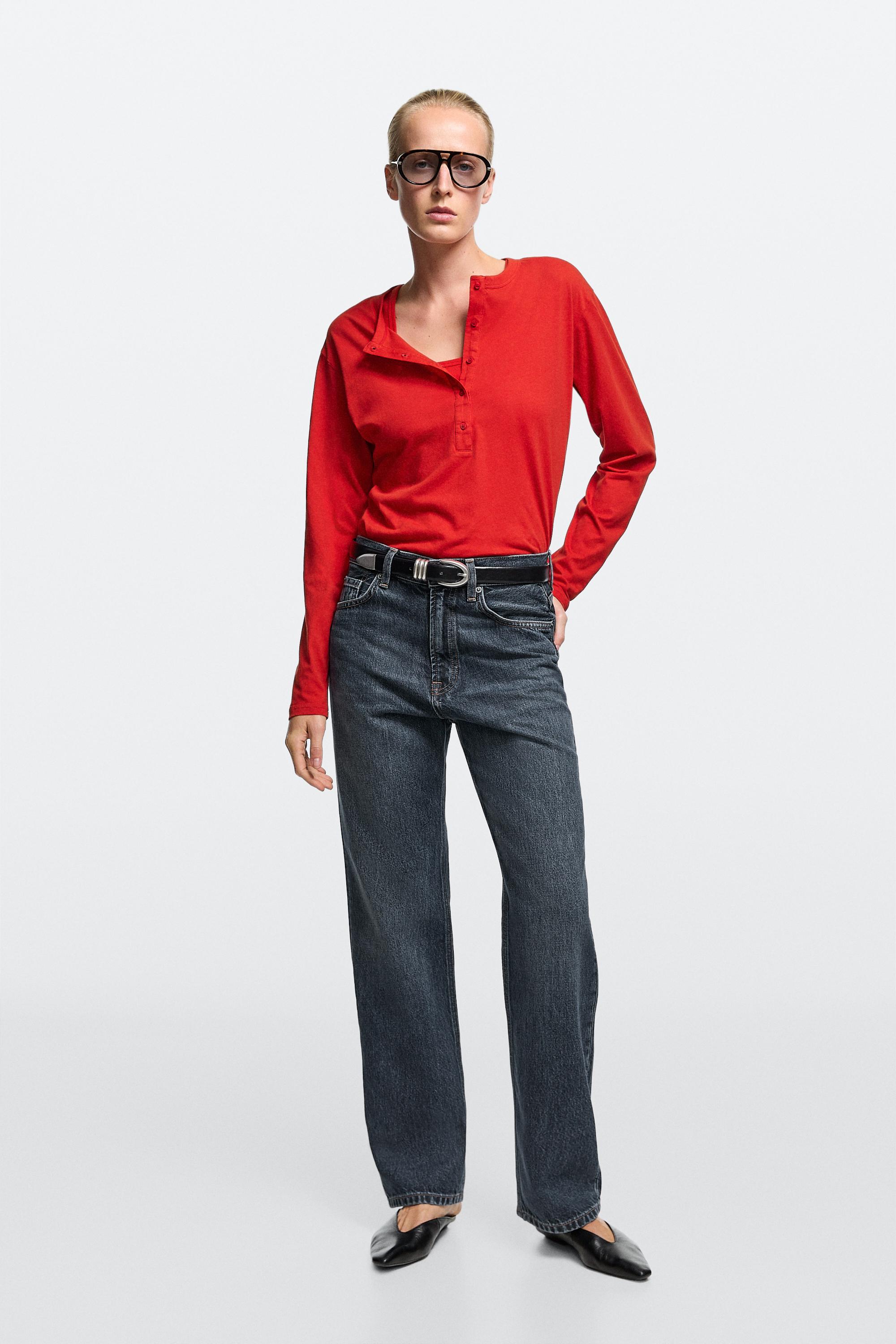 Quần jeans dáng đứng cạp cao