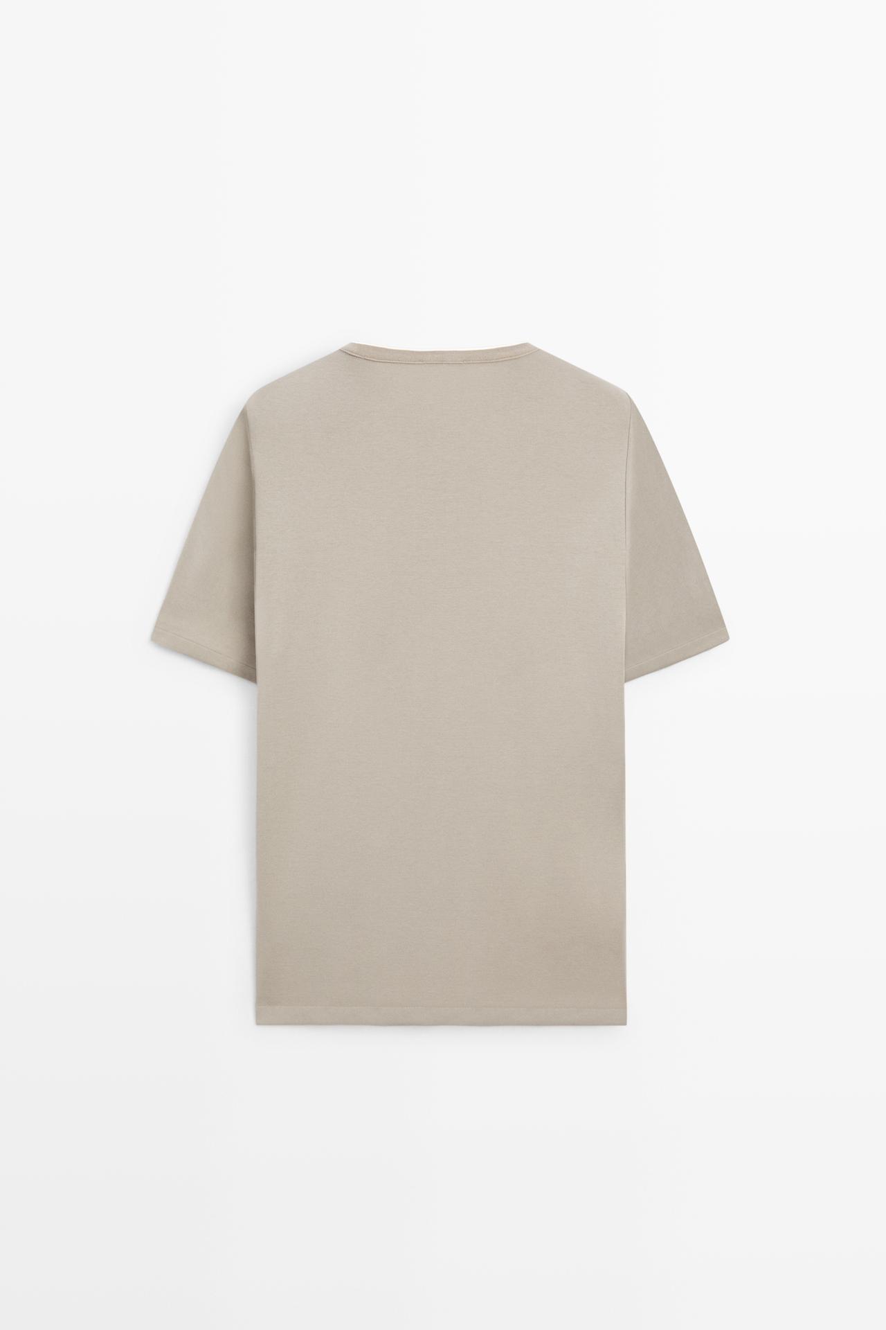 Contrast neck detail T-shirt — TAUPE GREY