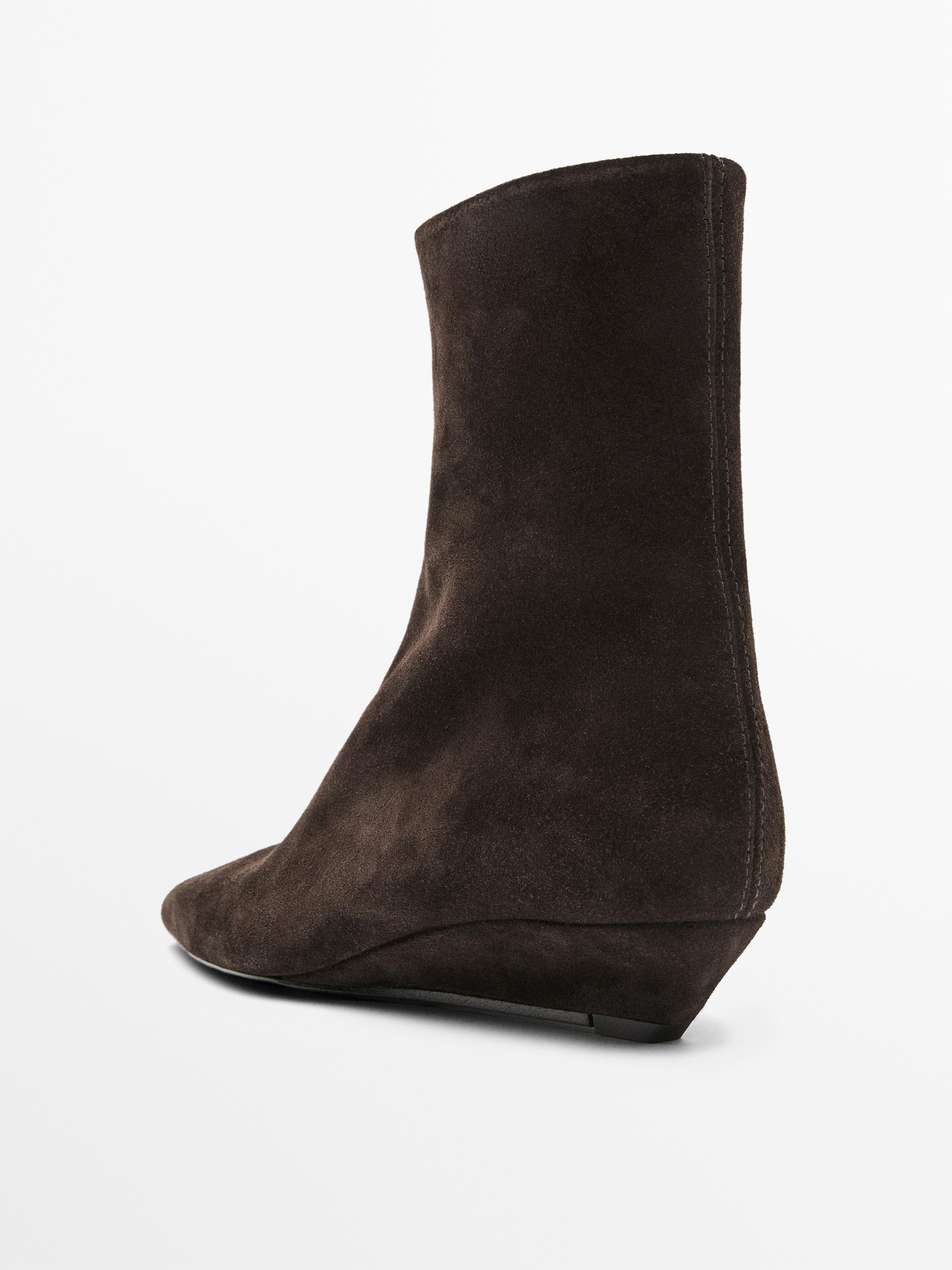 Wedge heeled ankle boots — BROWN