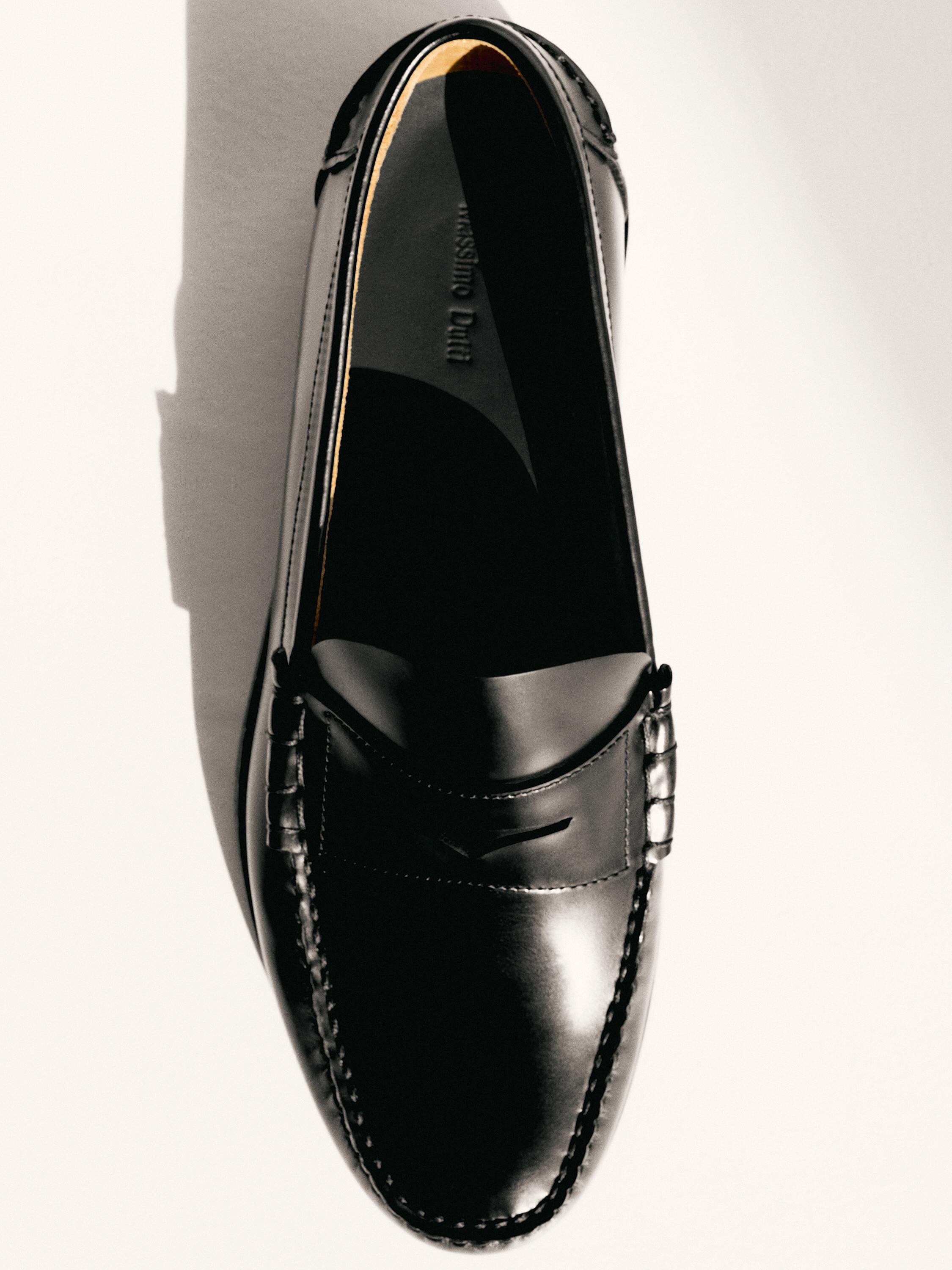 Leather loafers with penny strap — BLACK