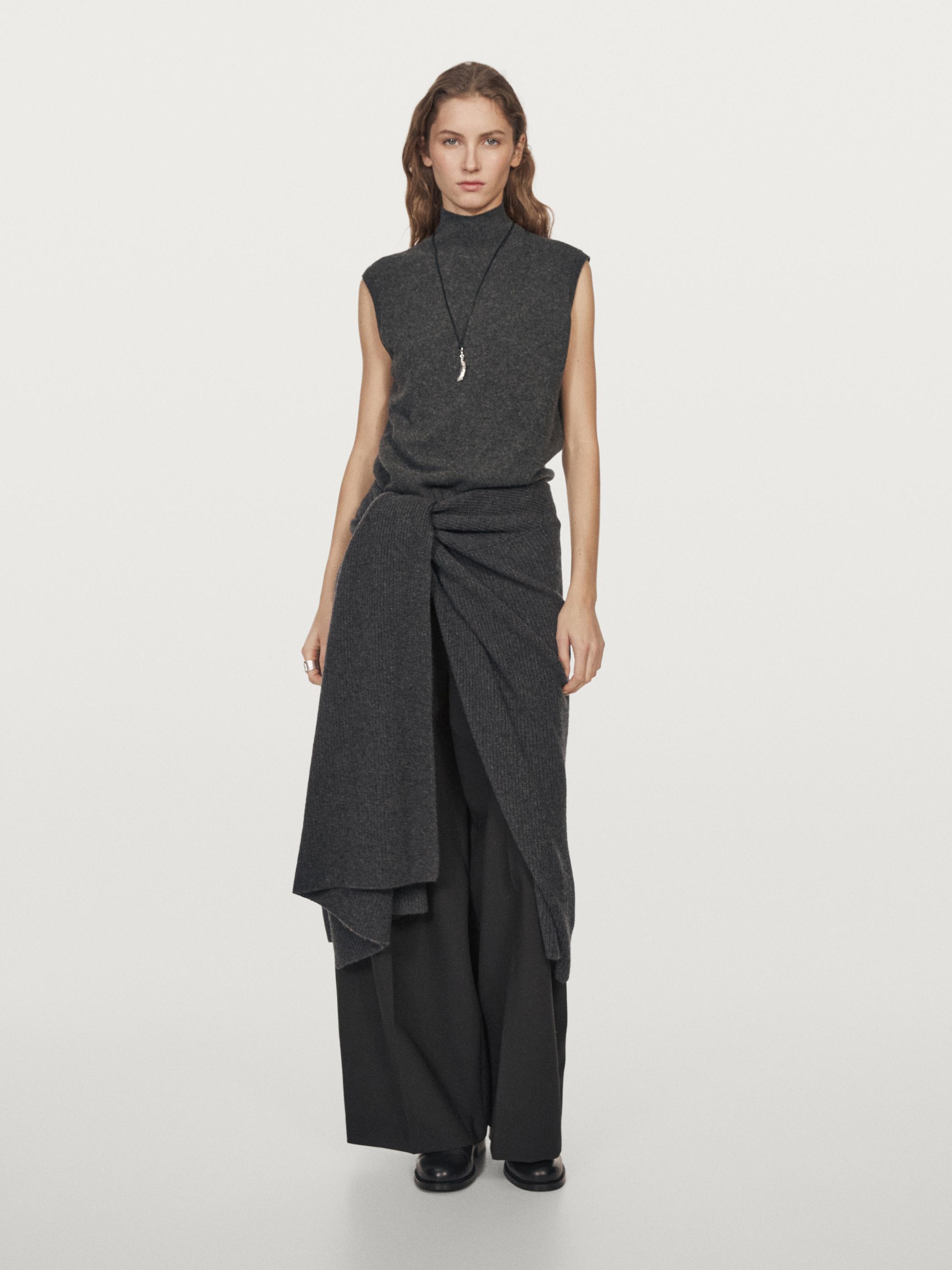 100% cashmere knit waistcoat