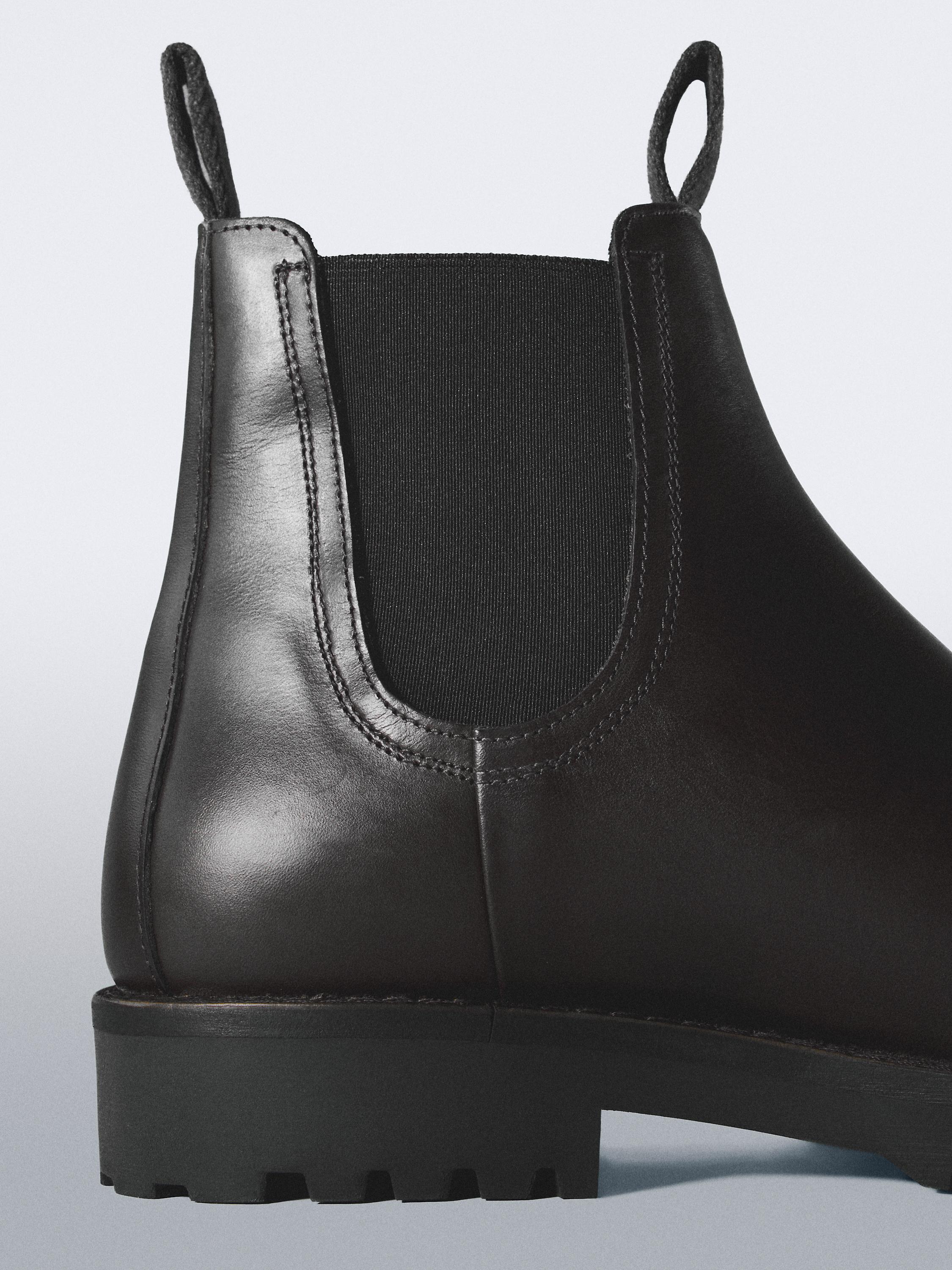 Leather Chelsea boots — BROWN
