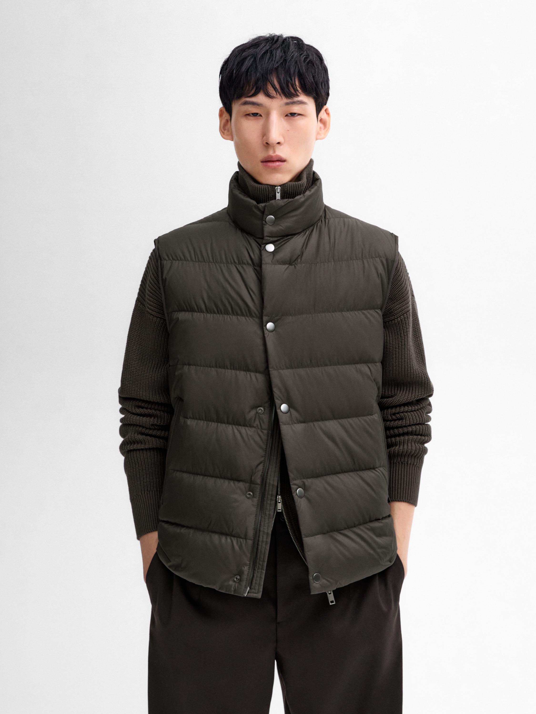 Down puffer gilet