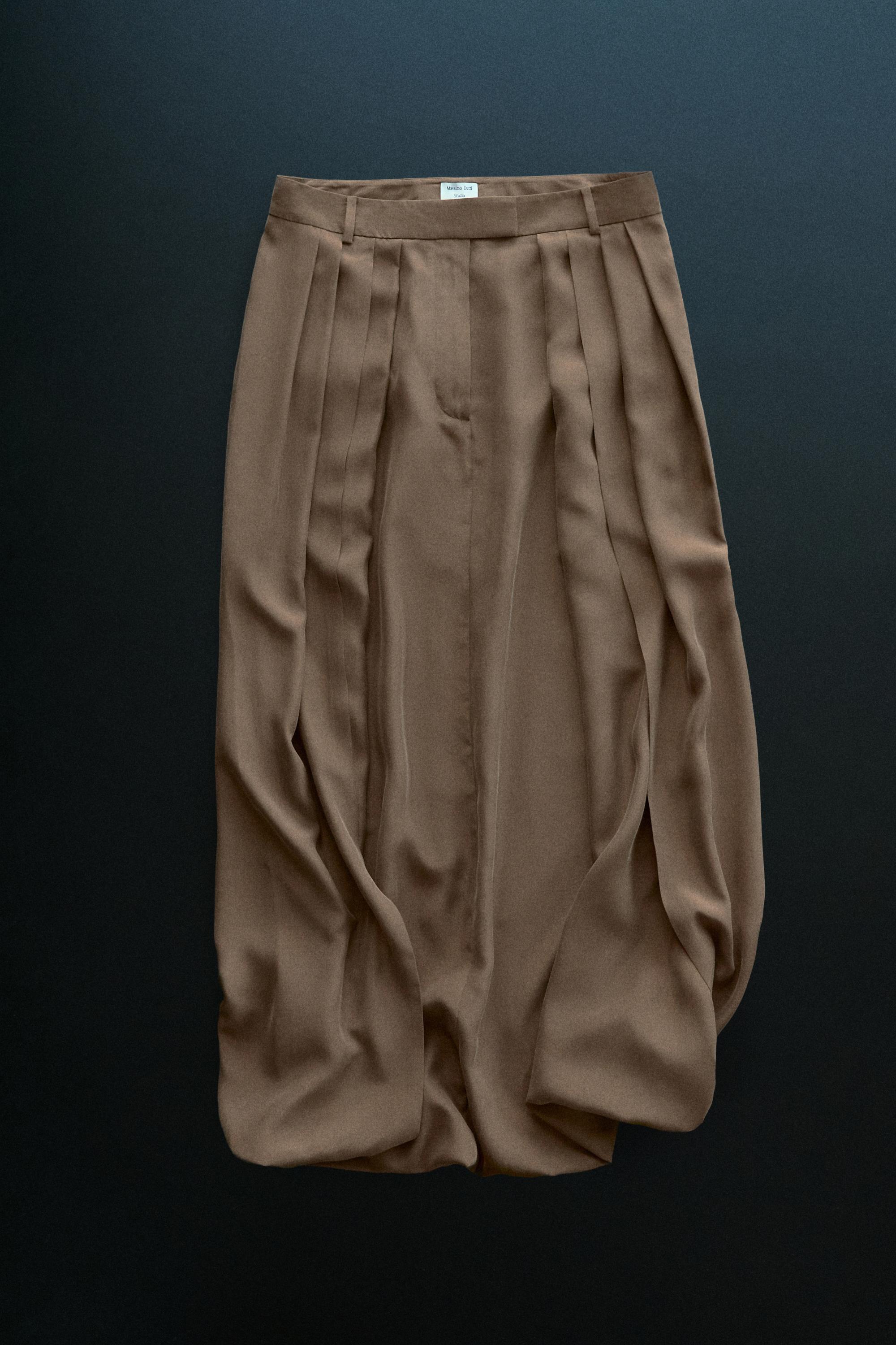 100% silk midi skirt with gathered details - STUDIO — Caramel