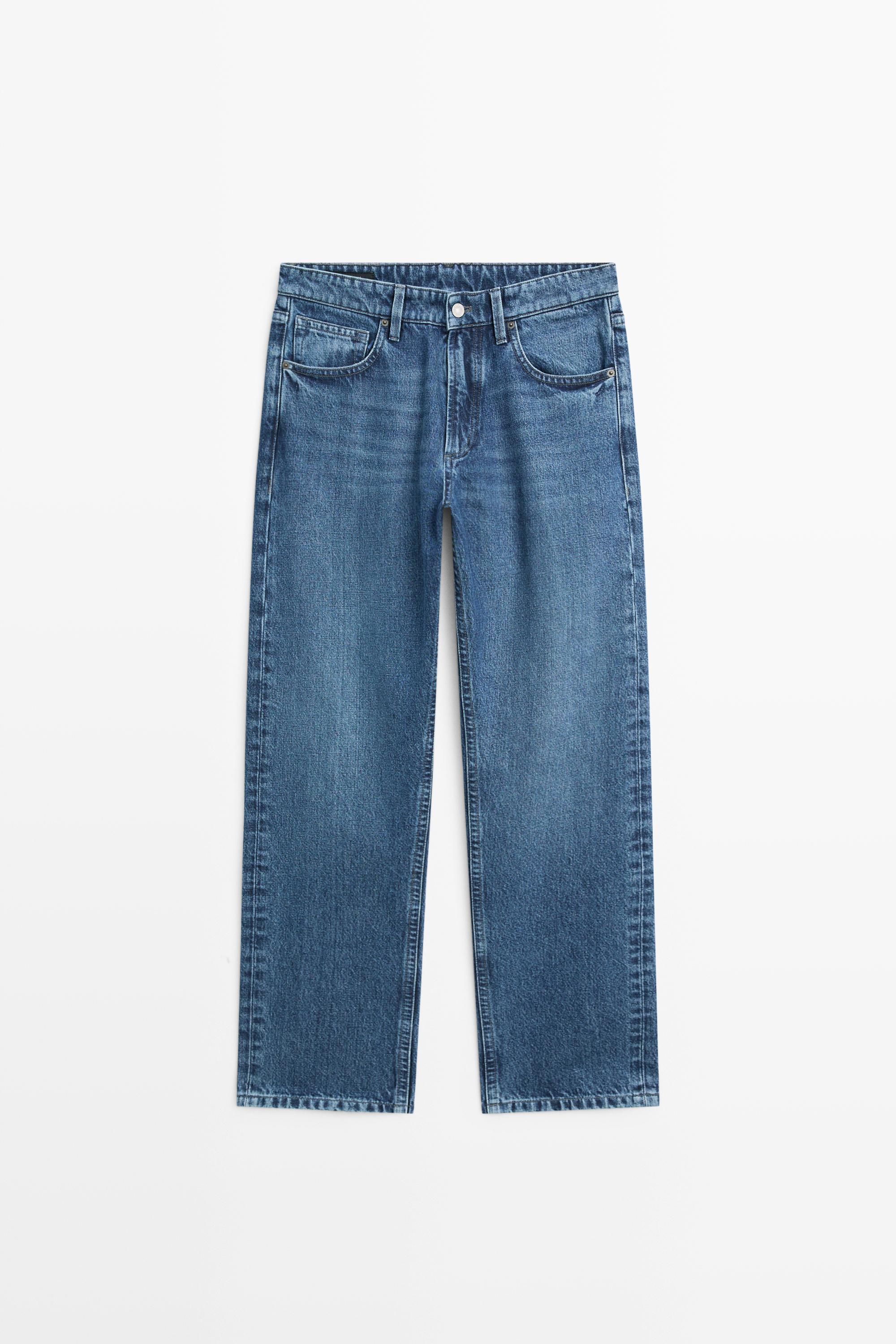 Relaxed fit jeans