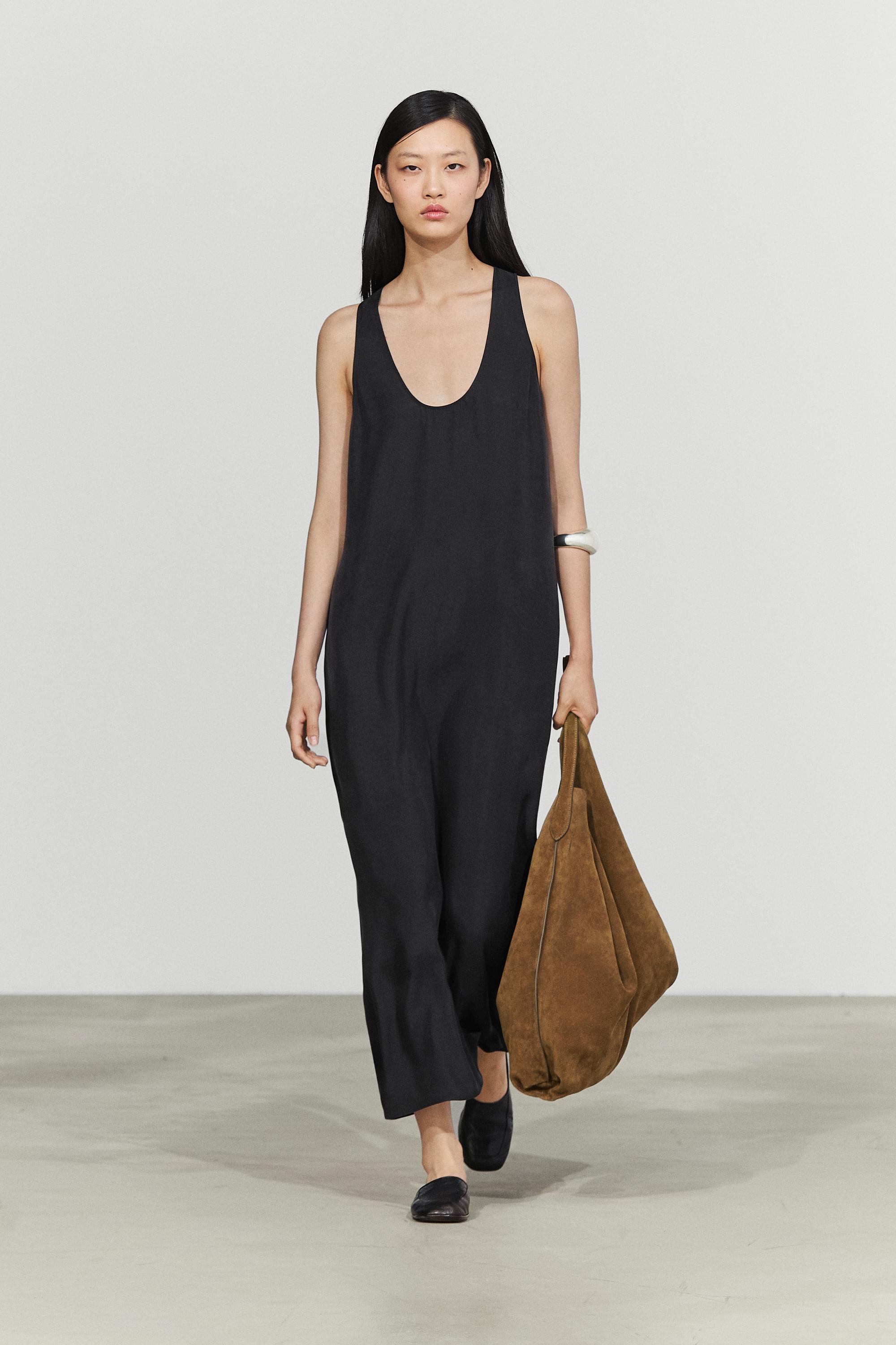 Vestito Midi Fluido Con Scollo Rotondo - Nero - L - Massimo Dutti - Female-image
