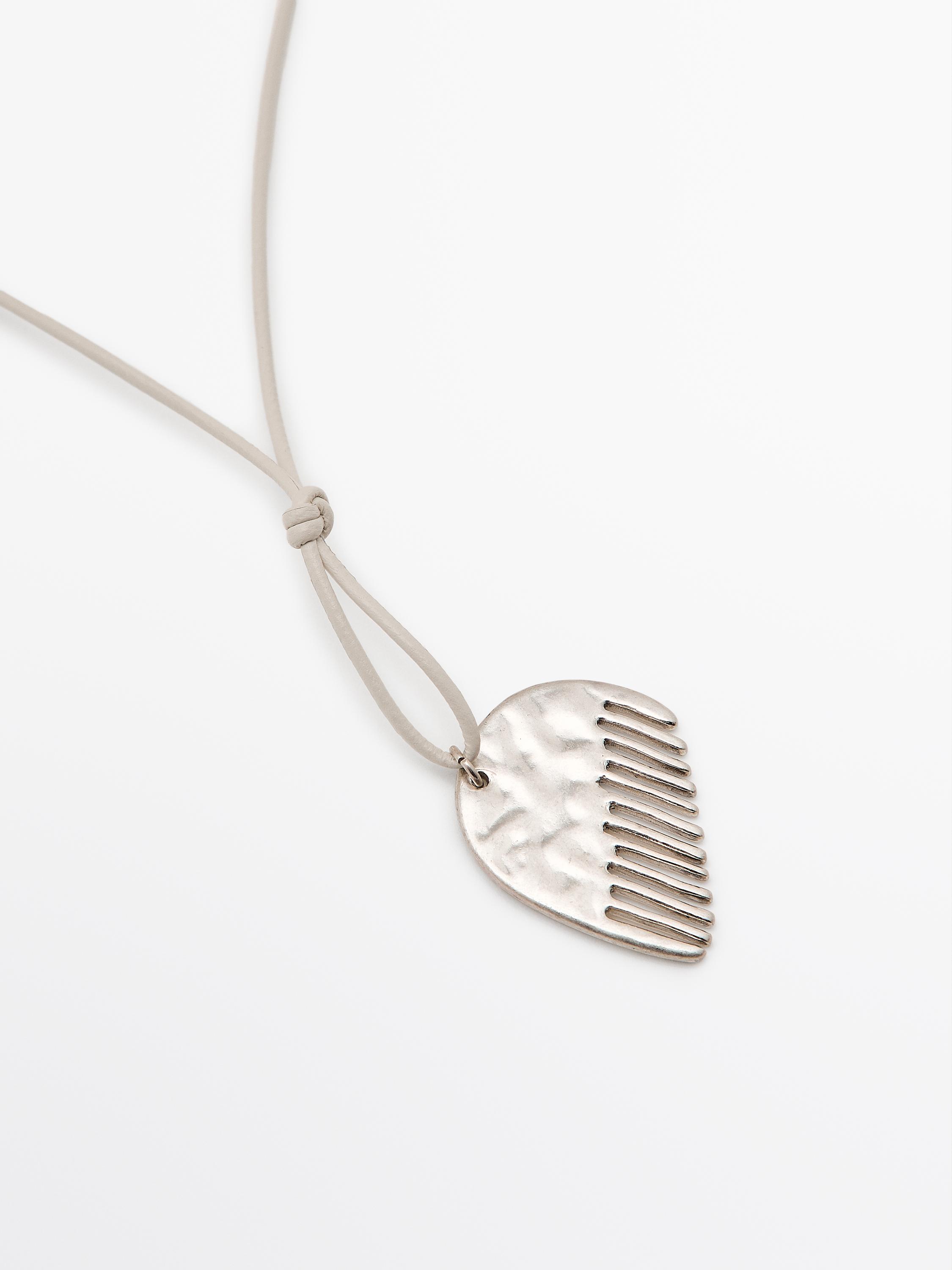 Collar cordón pieza peine