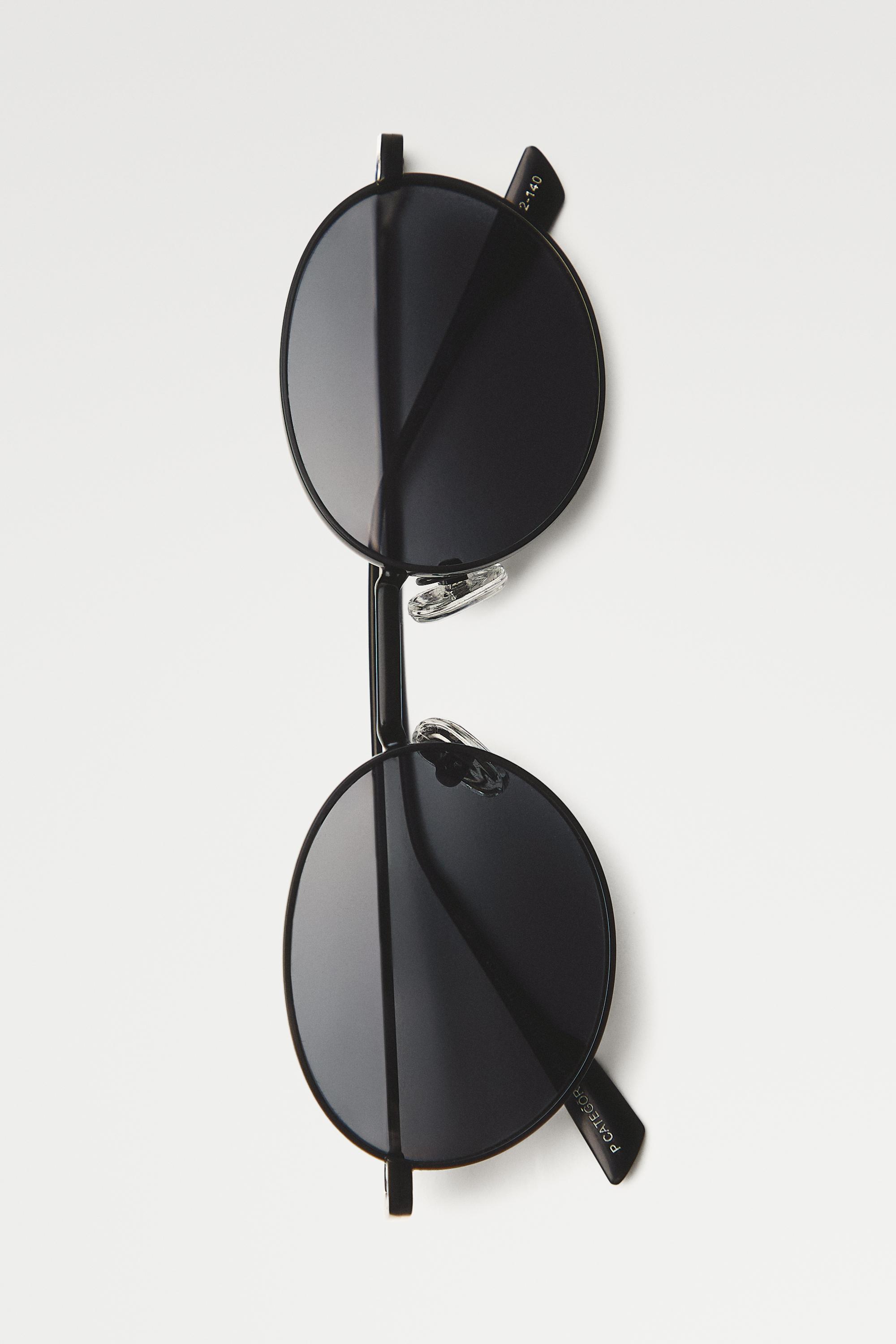 Metal sunglasses — BLACK
