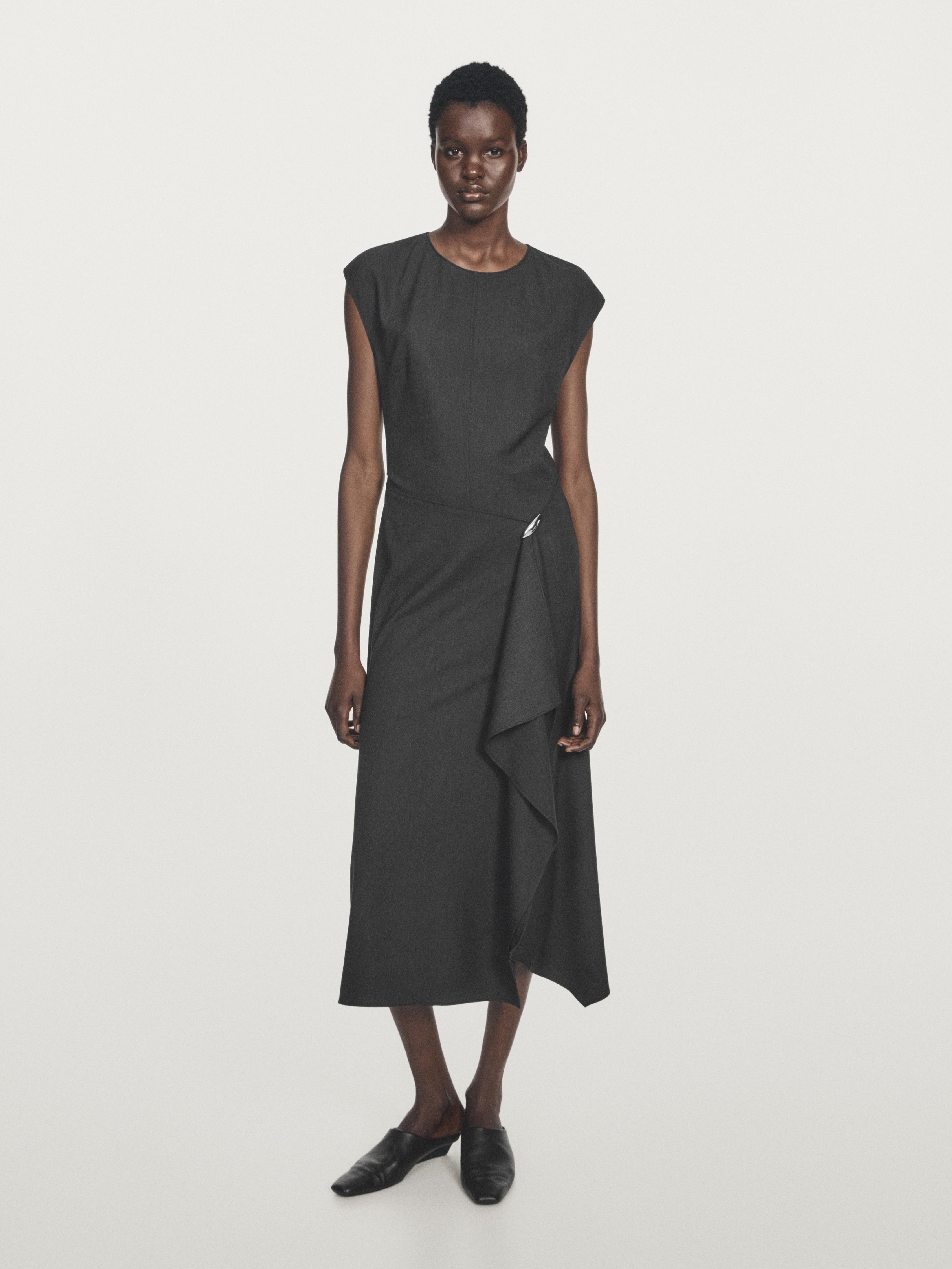 Robe midi avec broche