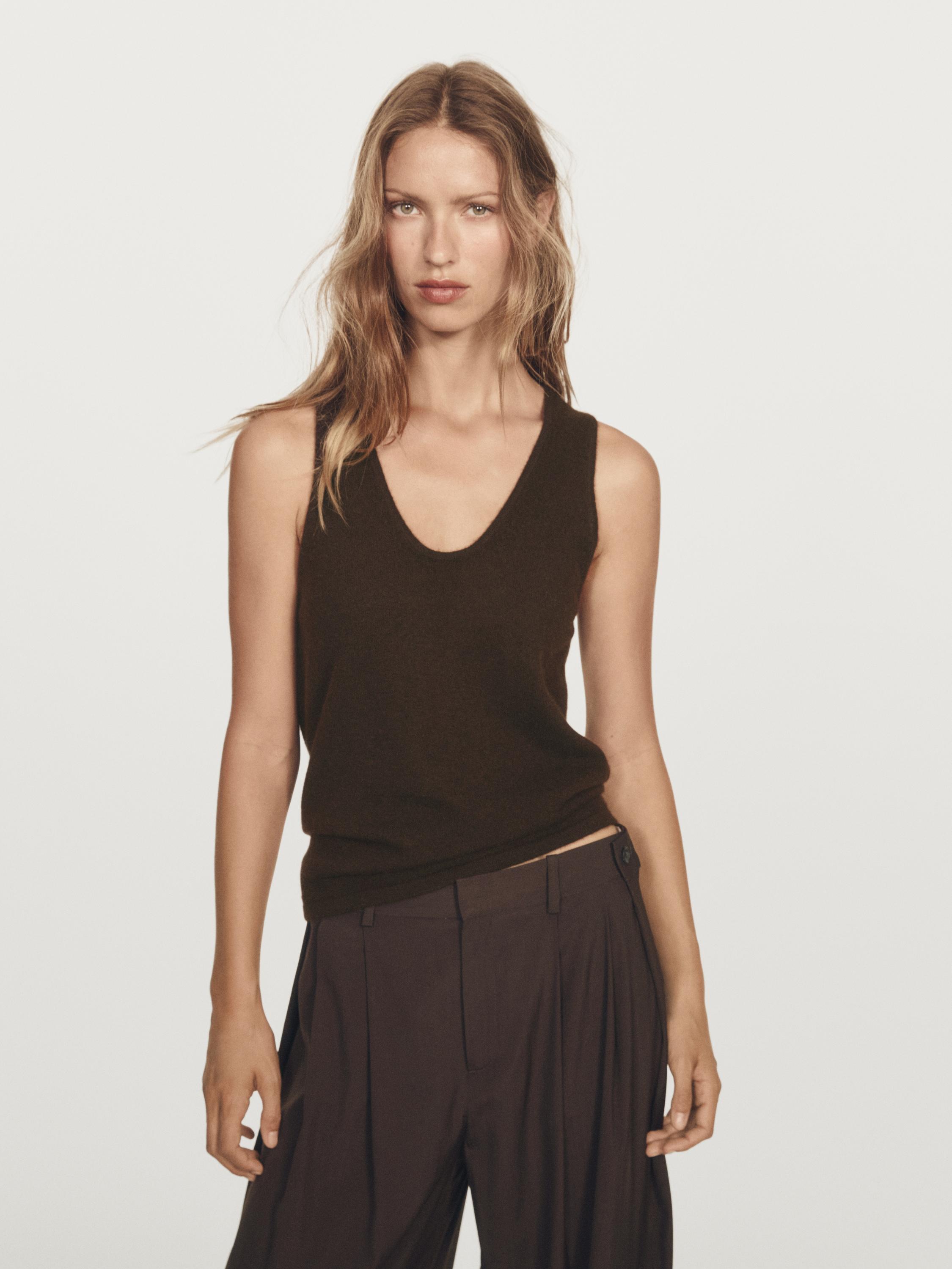 100% cashmere crew neck top