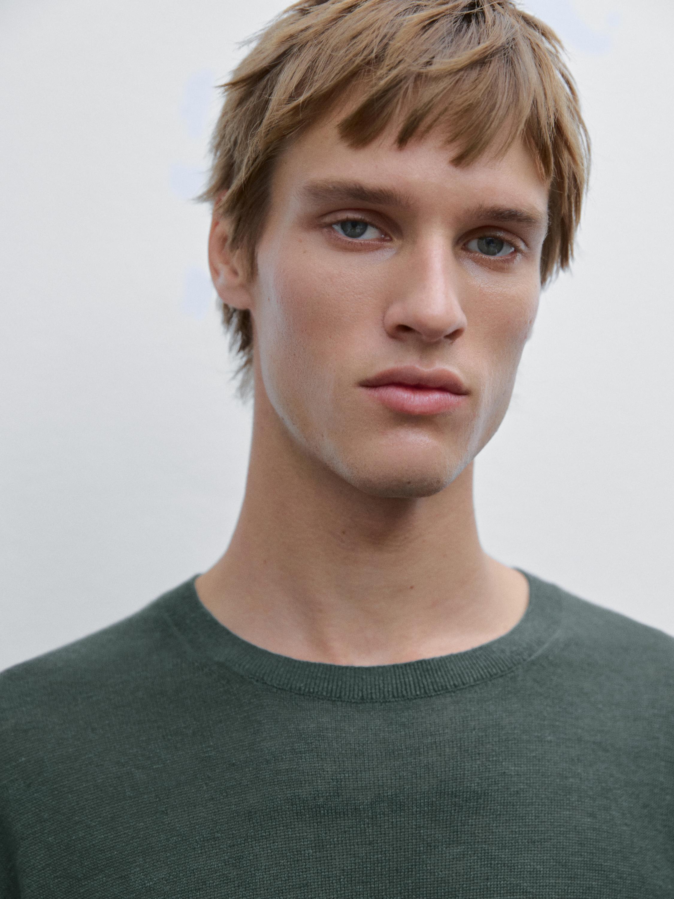 Lightweight 100% linen knit sweater