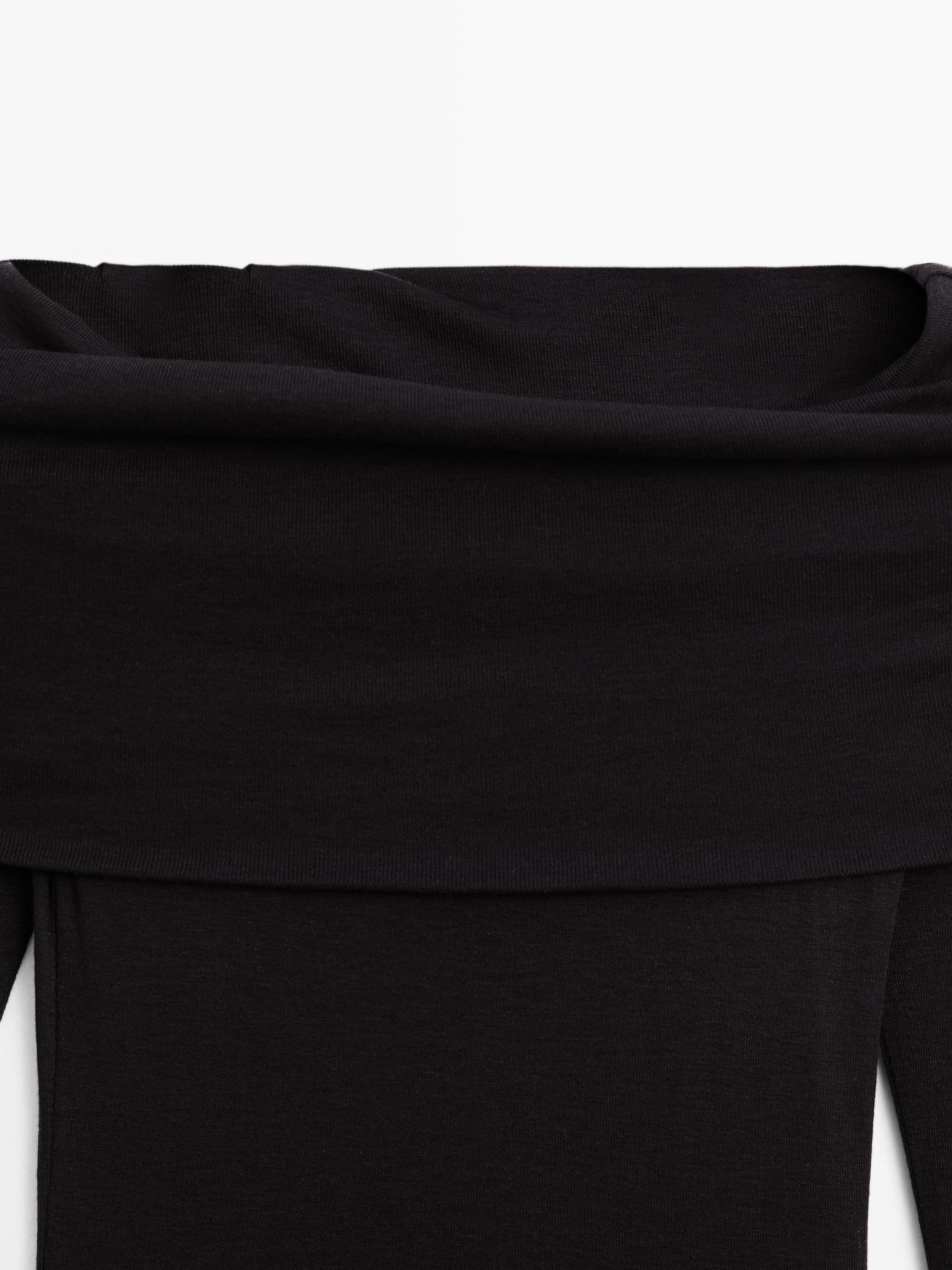 Straples long sleeve t-shirt