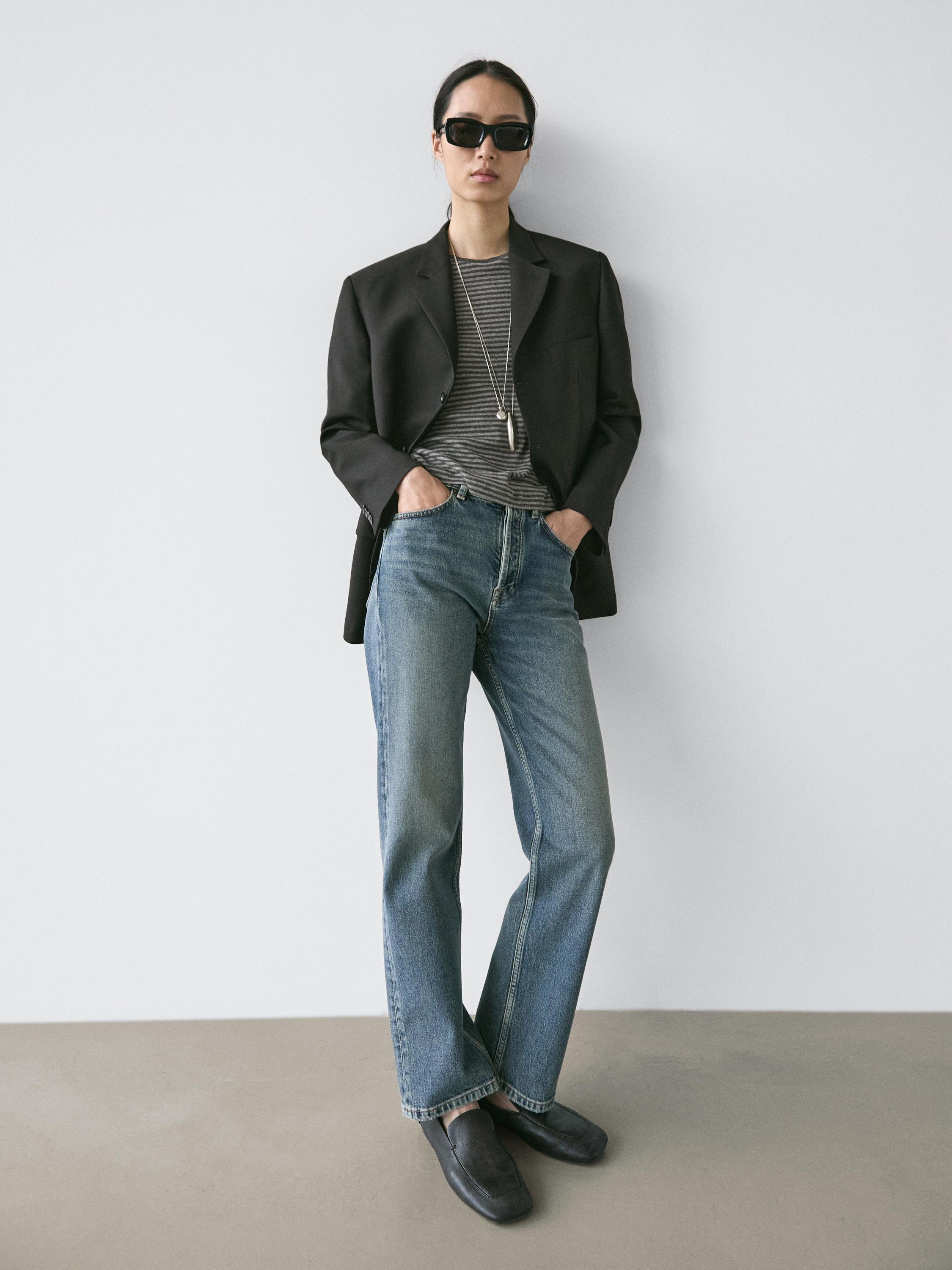 100% wool three-button blazer — BLACK