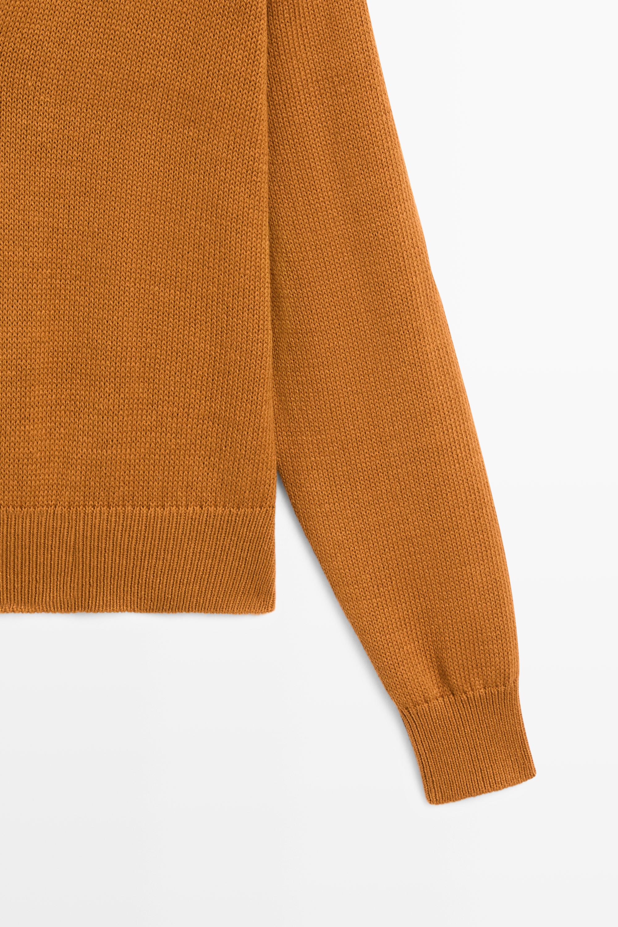100% Cotton V-Neck Knit Sweater - STUDIO — Washed