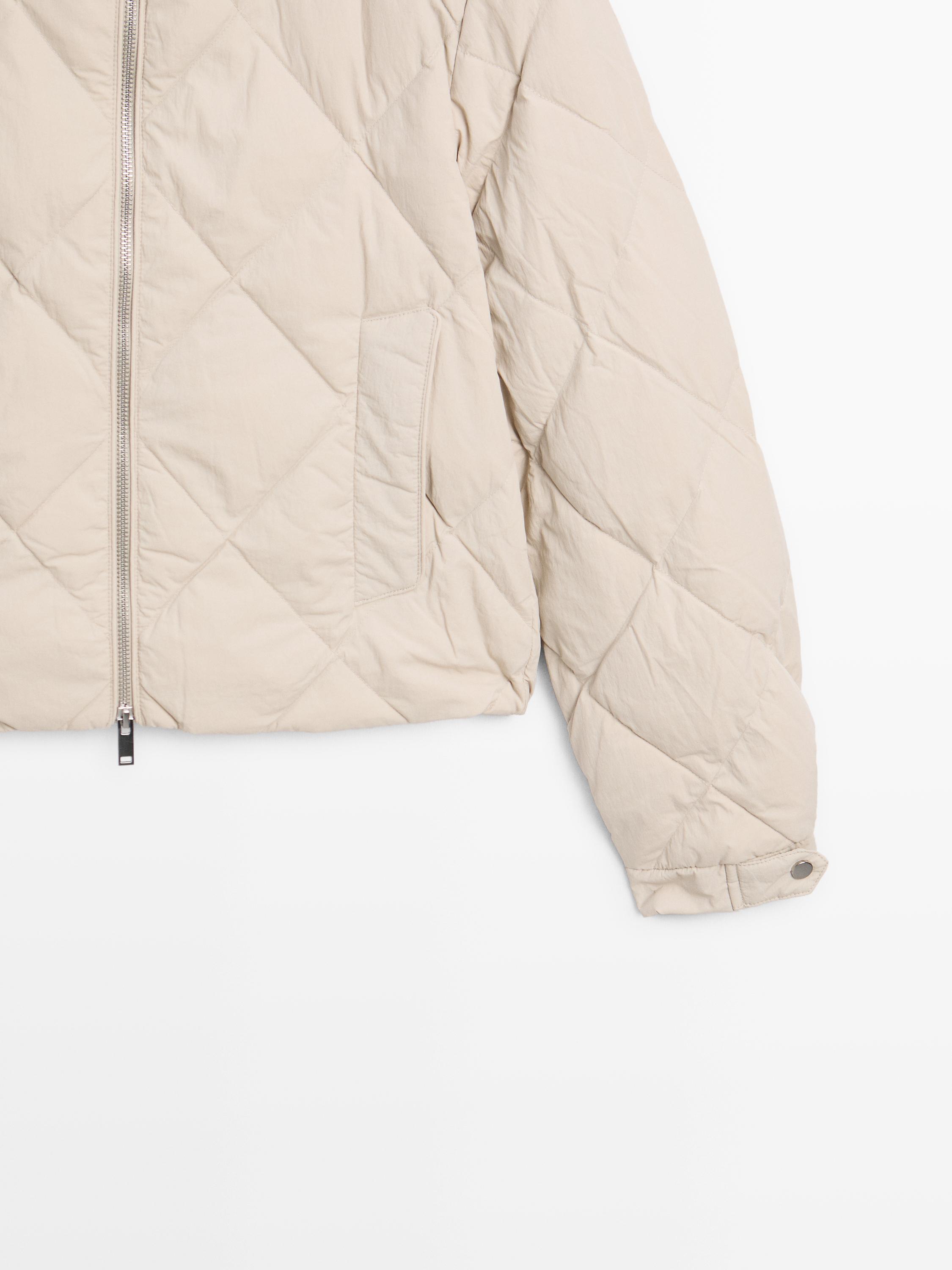 Short puffer jacket