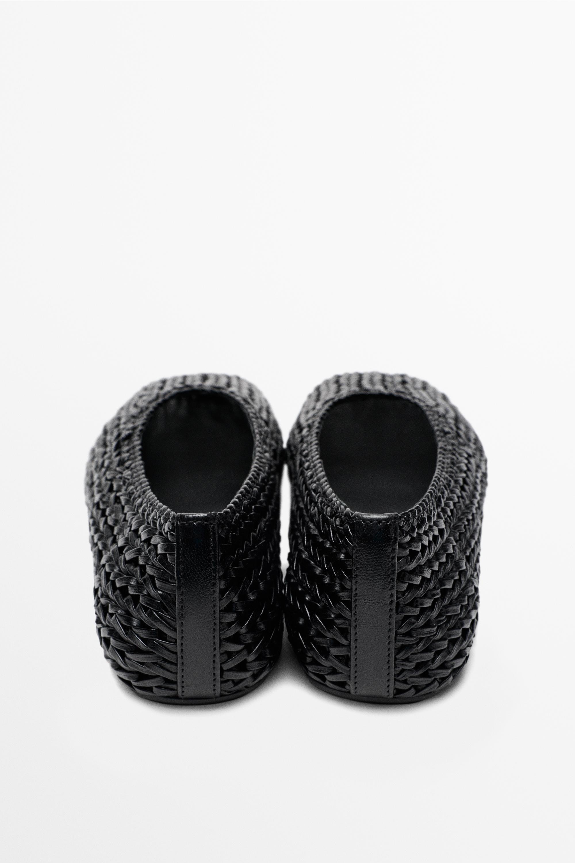 Braided sheepskin ballet flats · Black · Balletâ Flats | Massimo Dutti