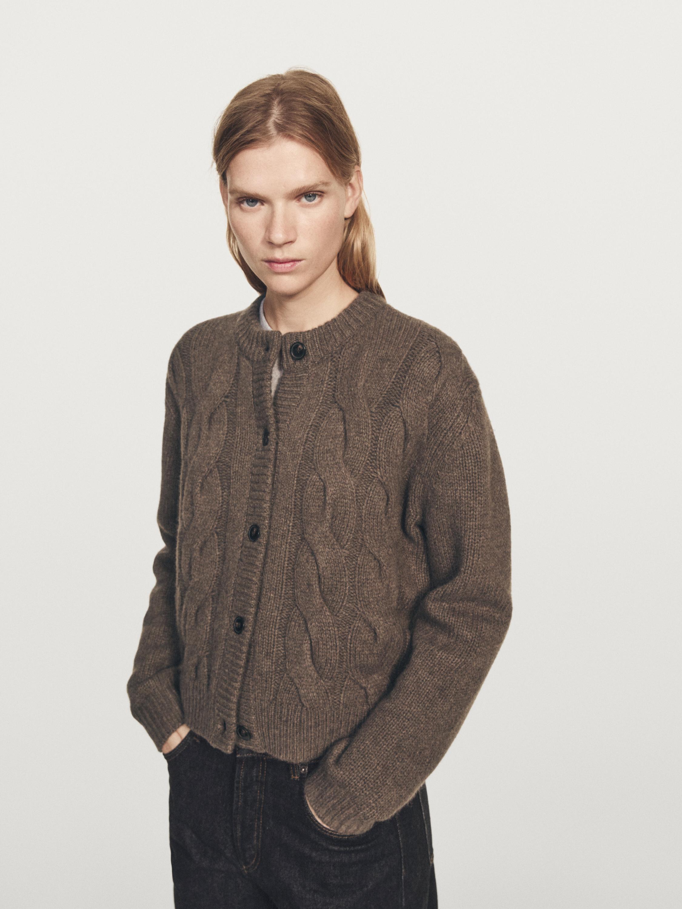 Cardigan en maille tressée de laine mélangée