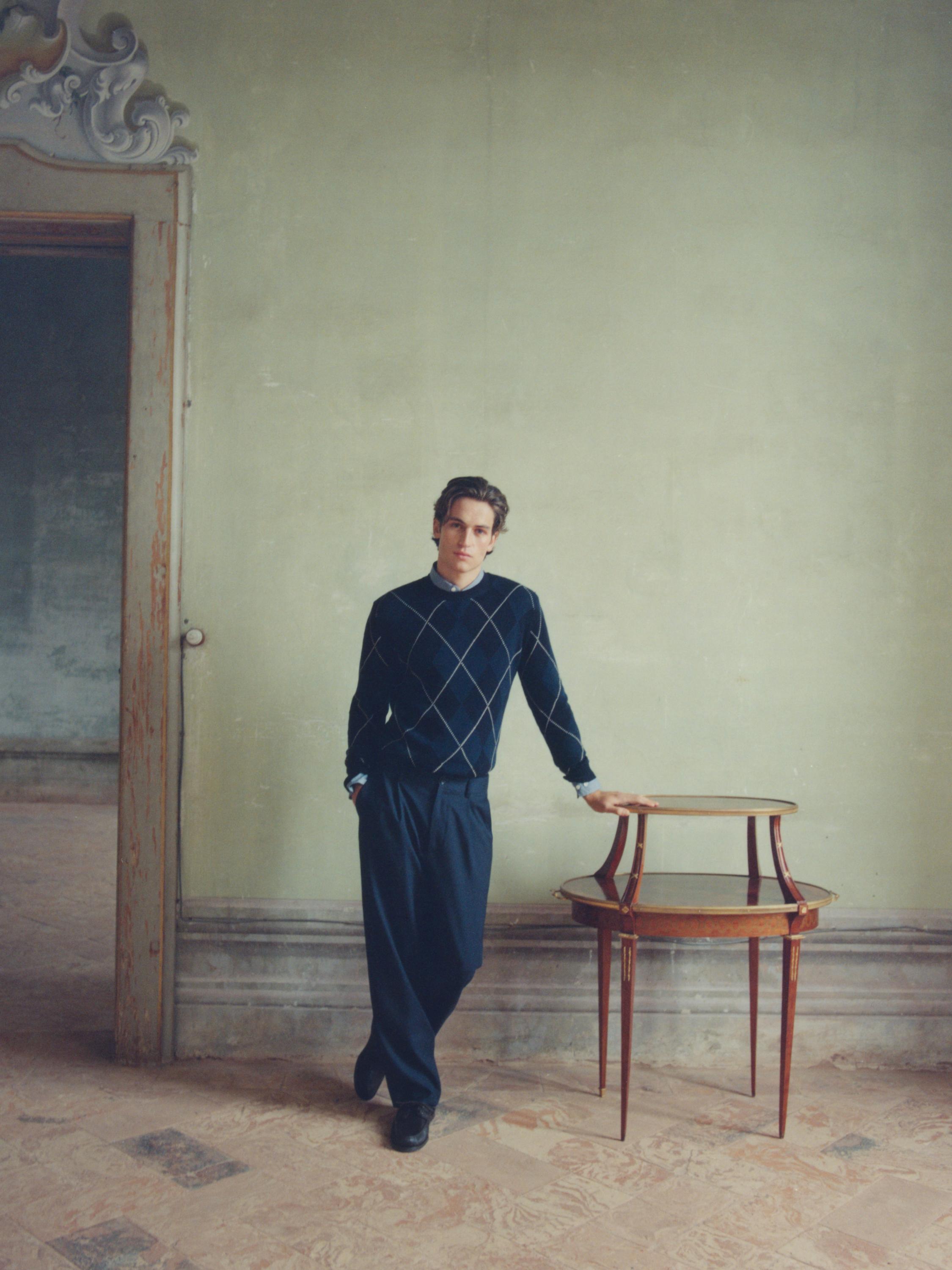 Relaxed fit wool blend trousers with darts — NAVY BLUE