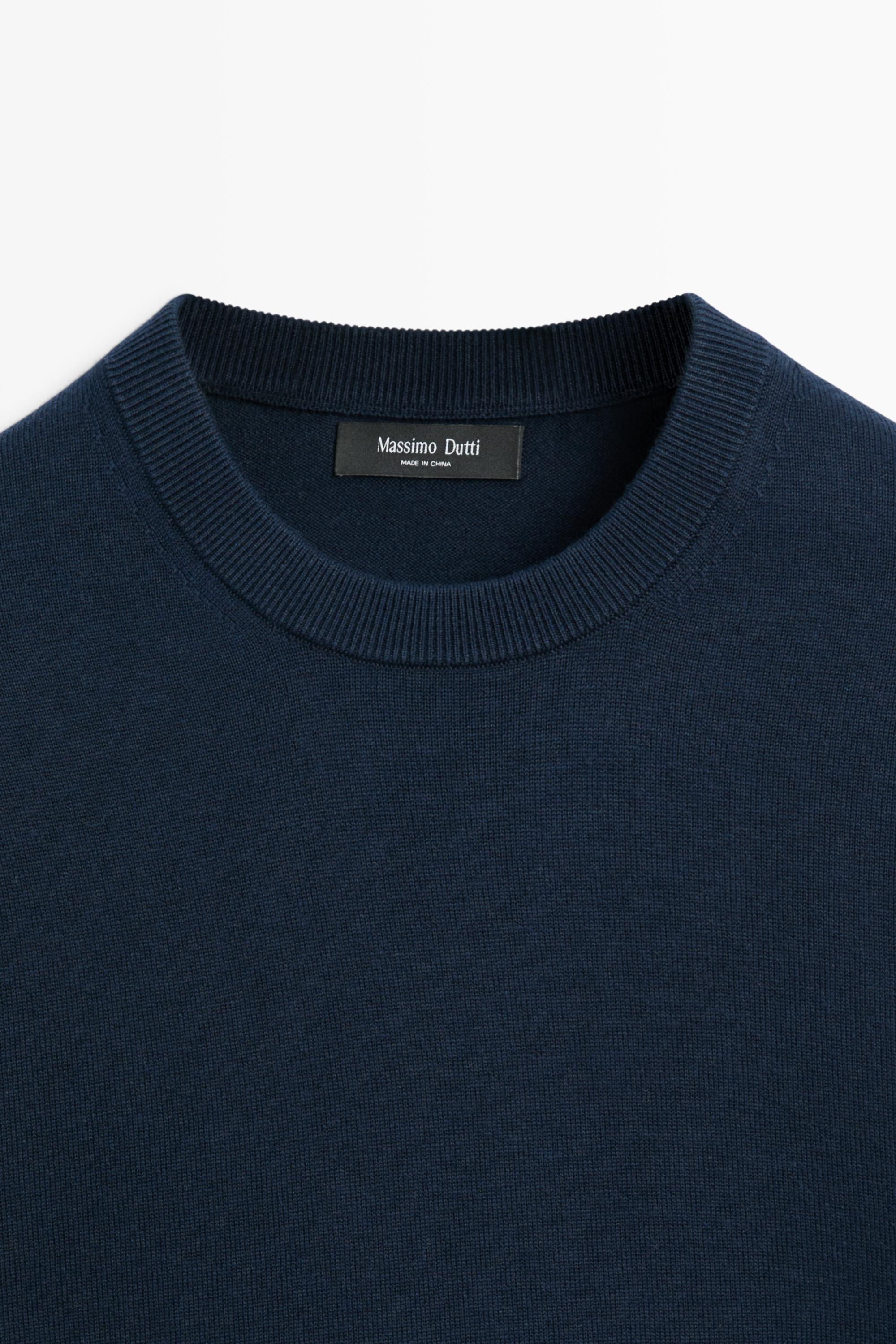 Cotton blend knit sweater — Dark blue