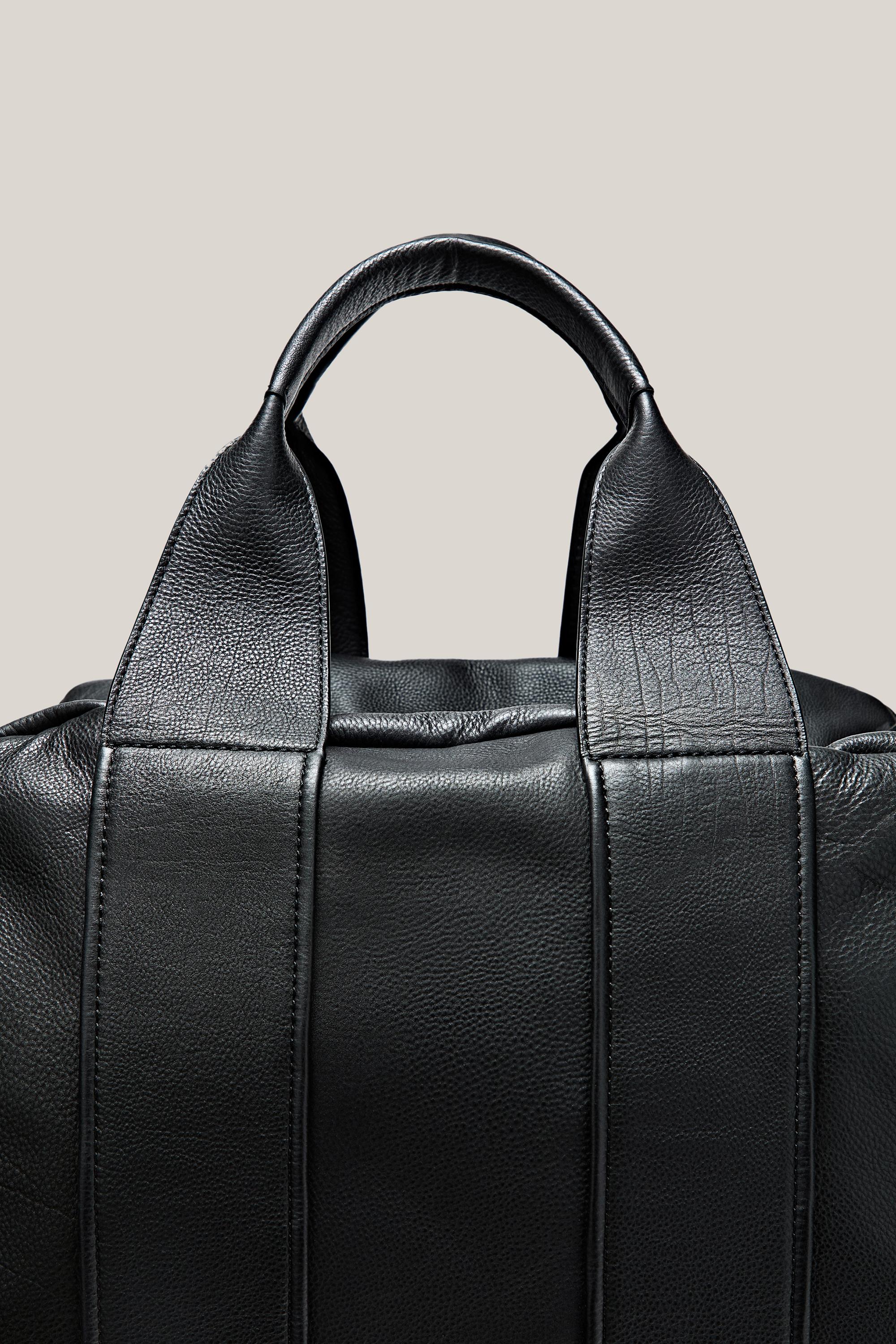 Nappa leather travel bag — BLACK
