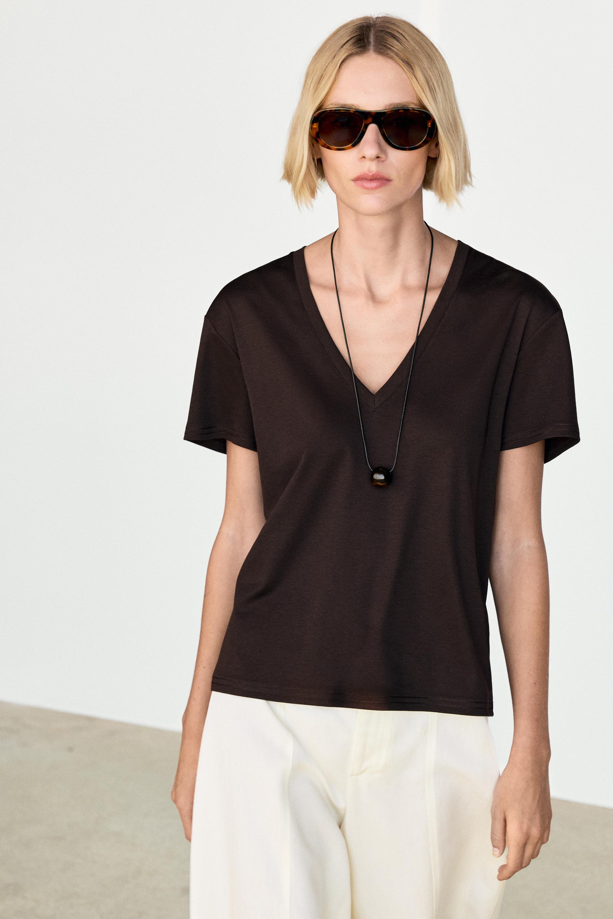Flowing V-neck T-shirt — BROWN