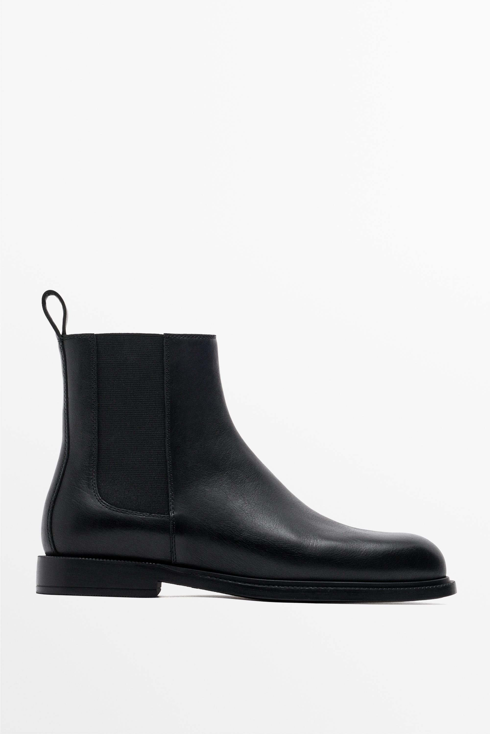 Leather Chelsea ankle boots — BLACK