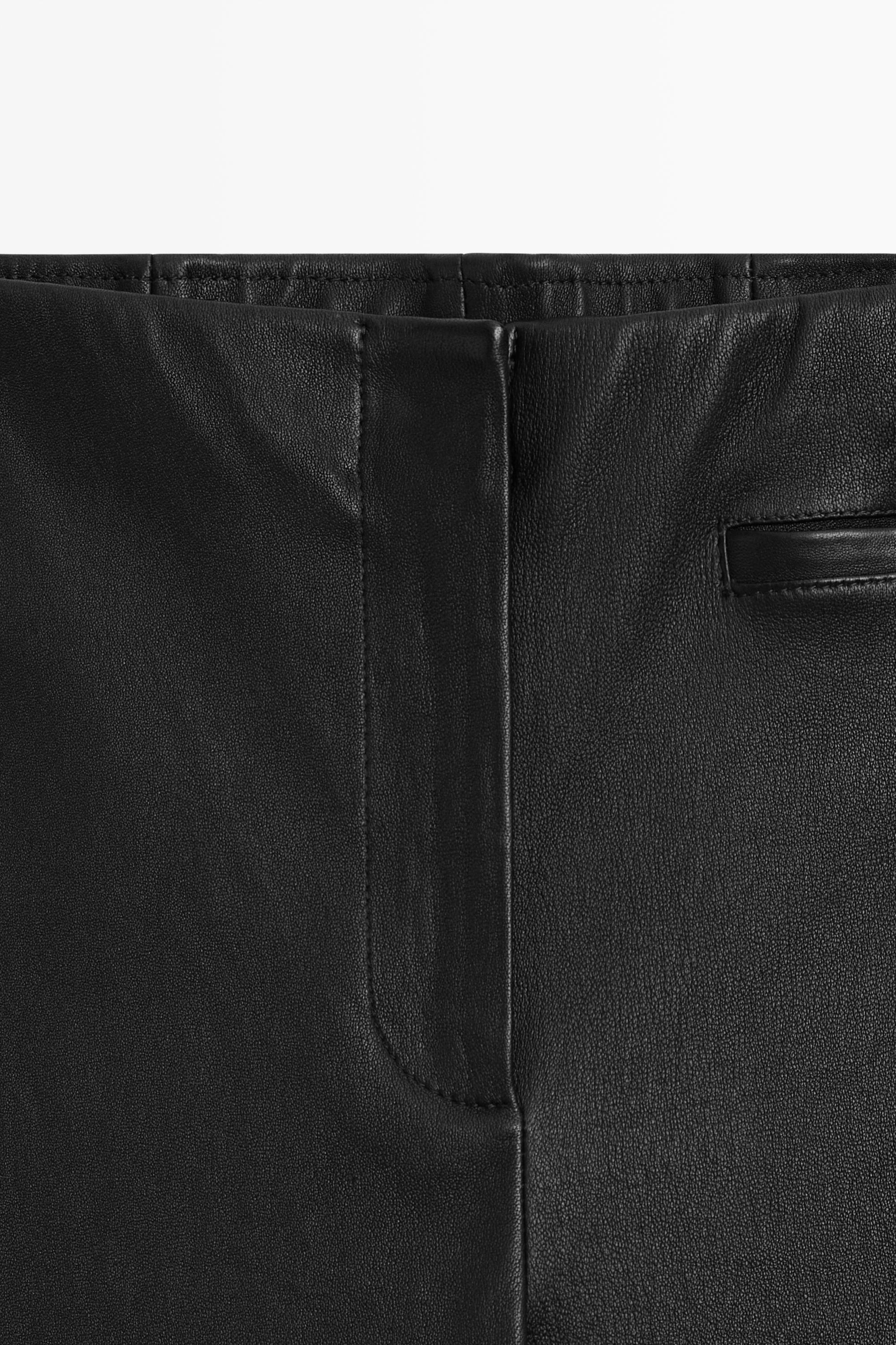 Leather capris — BLACK