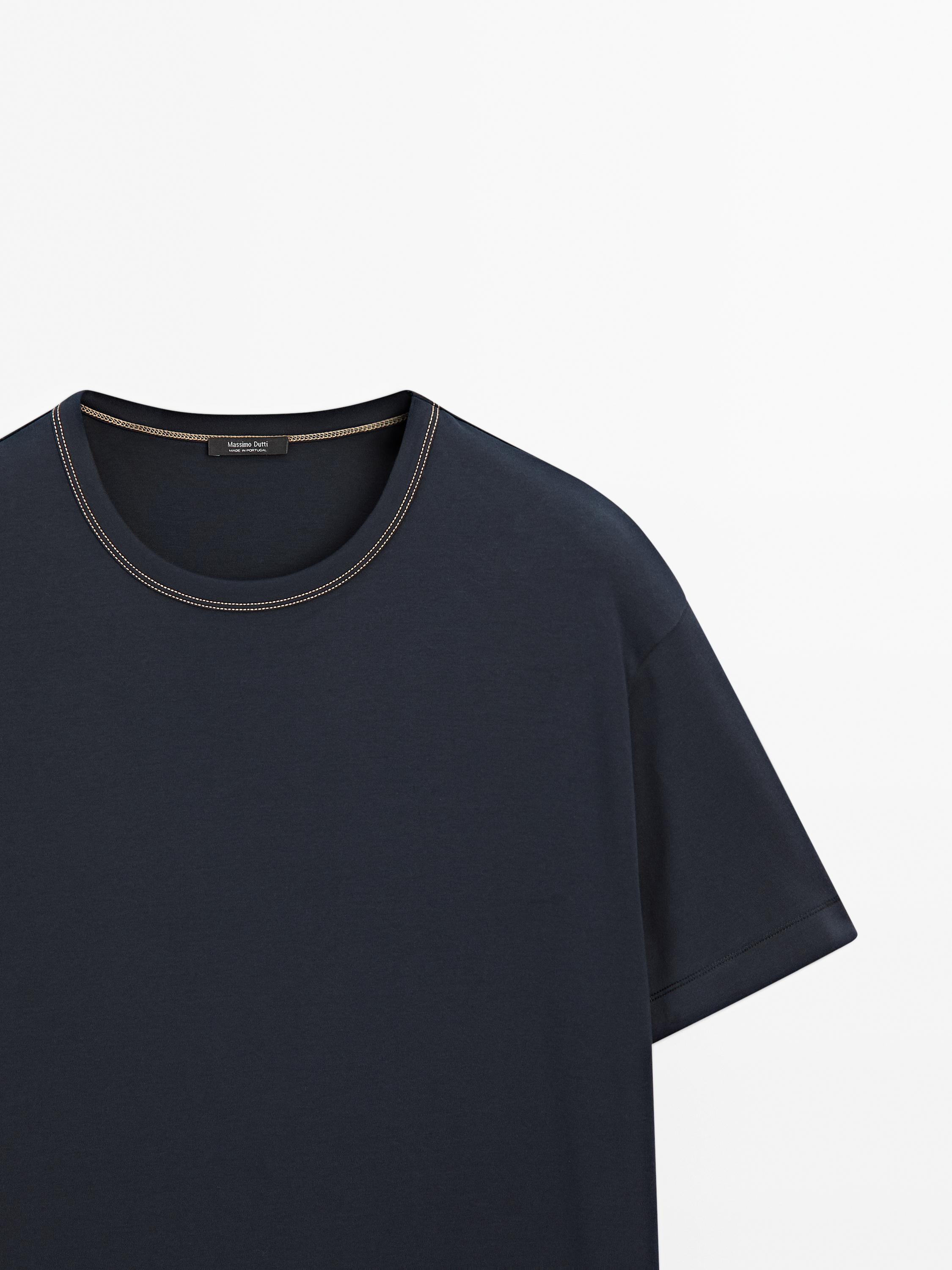 ★ Massimo Dutti★ Short sleeve T-shirt with contrast stitc Short-sleeve T-shirt with contrast topstitching · Indigo