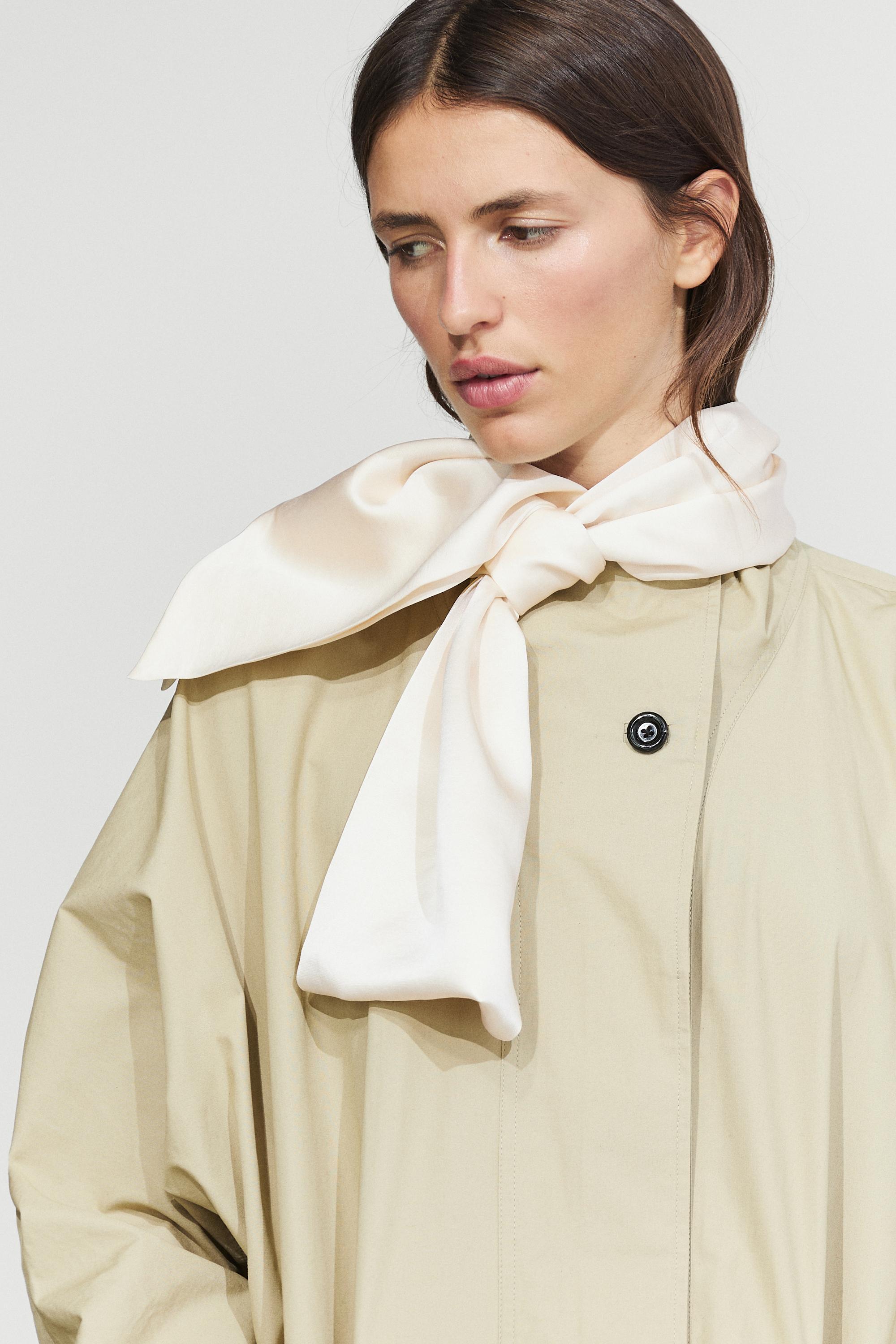 Satin scarf — CREAM