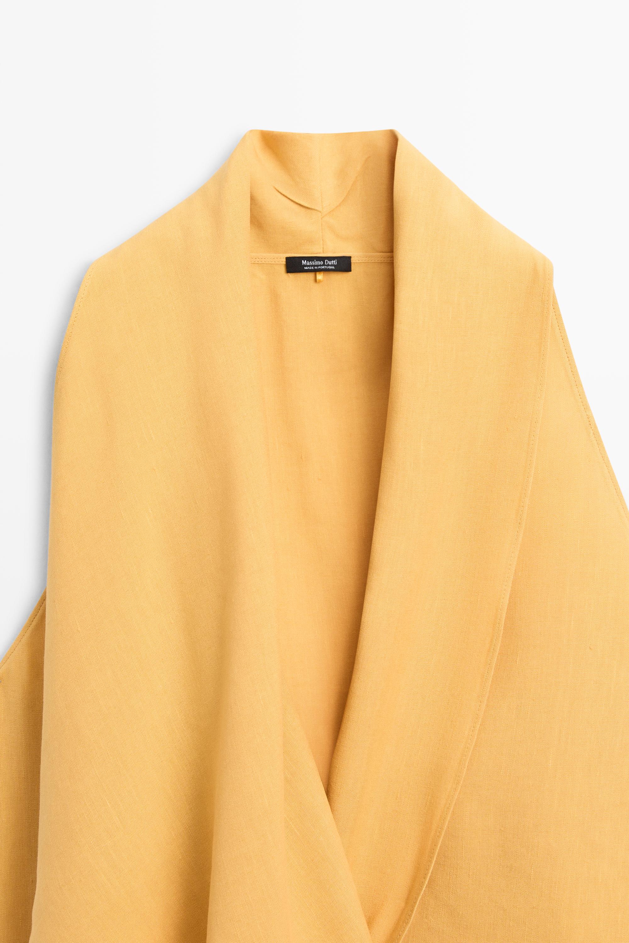 Flowing halter top with ruffle detail — YELLOW