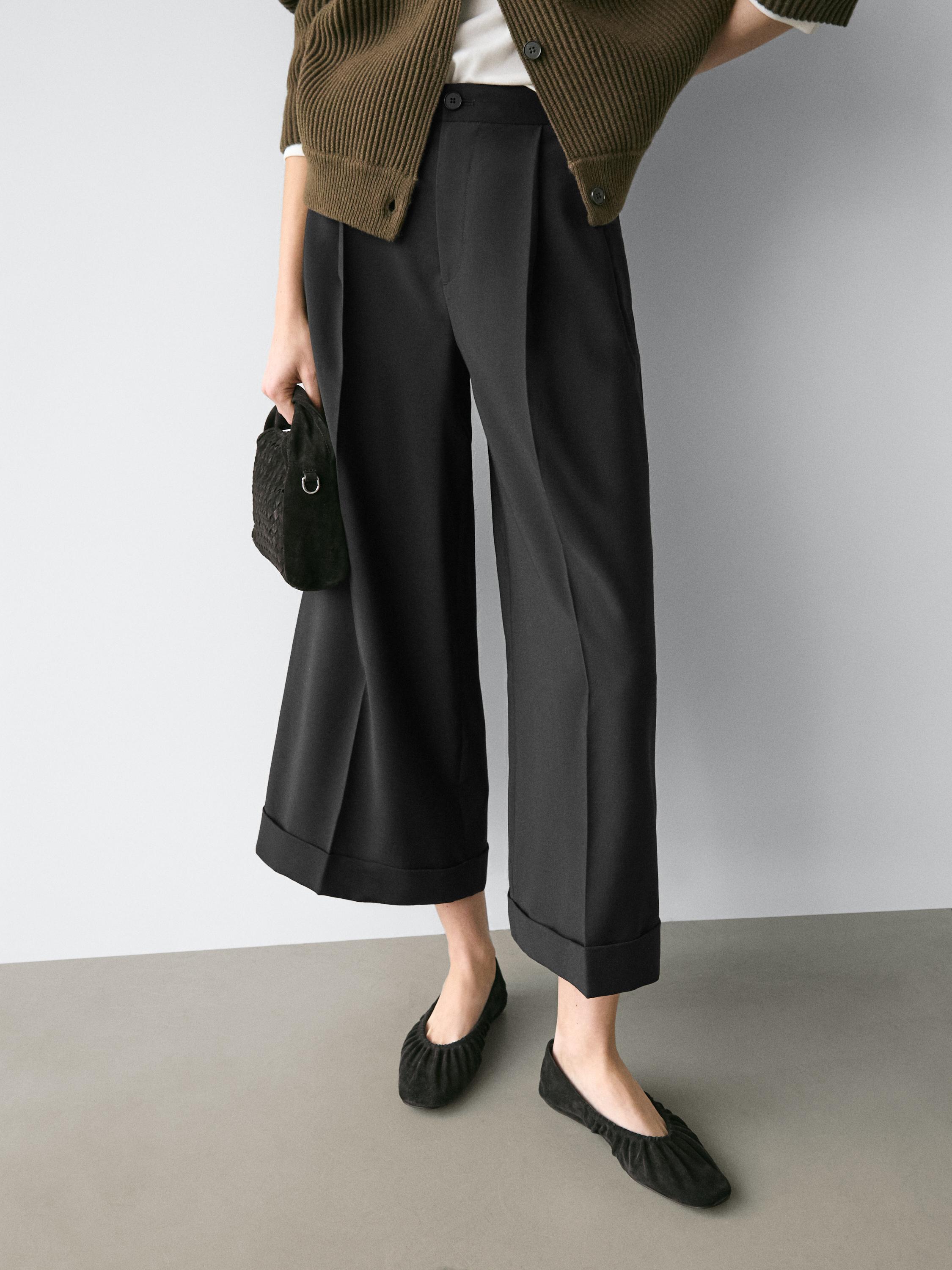 Flowing trousers with darts — BLACK