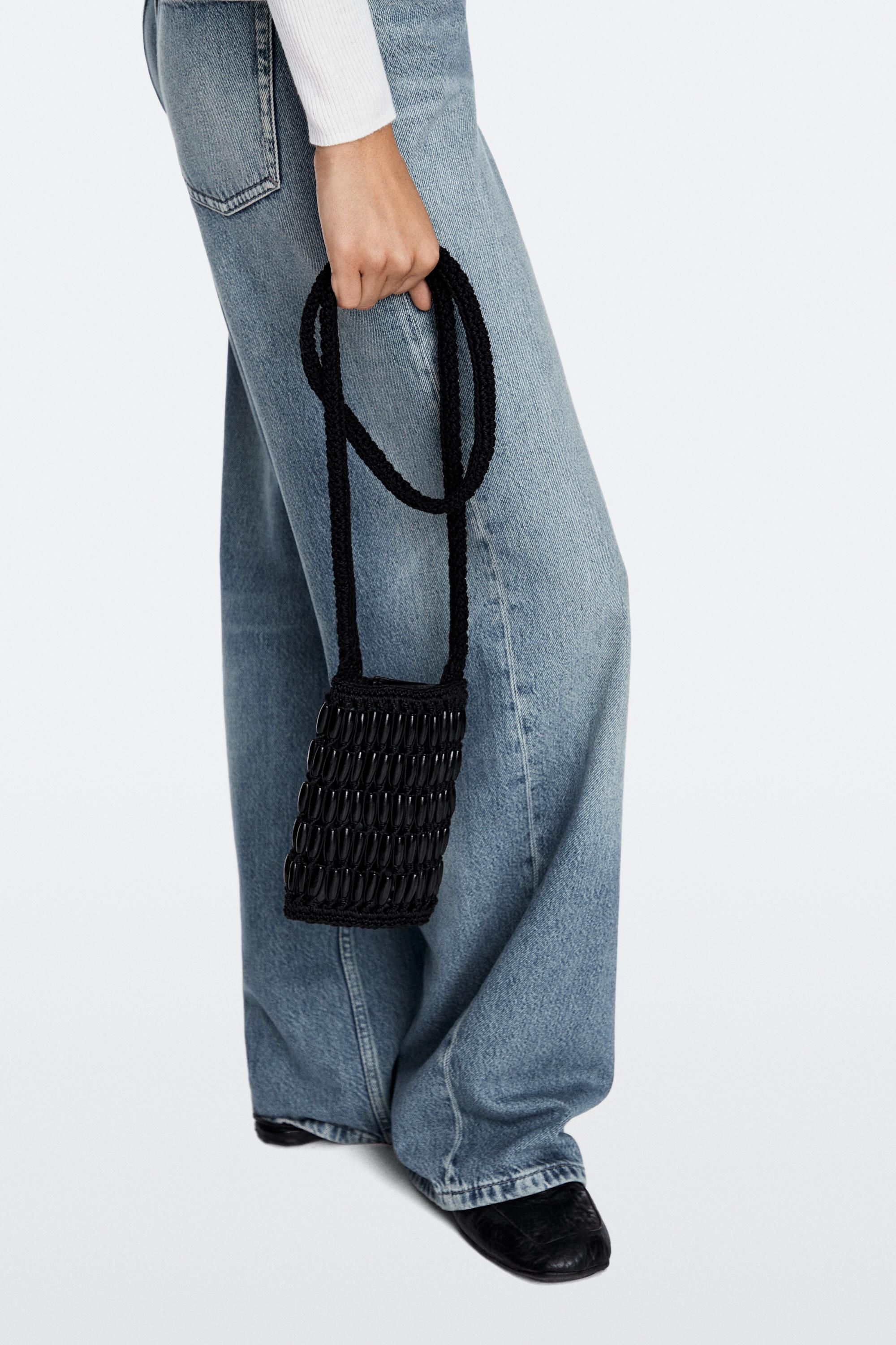Crossbody bag with wooden details — BLACK