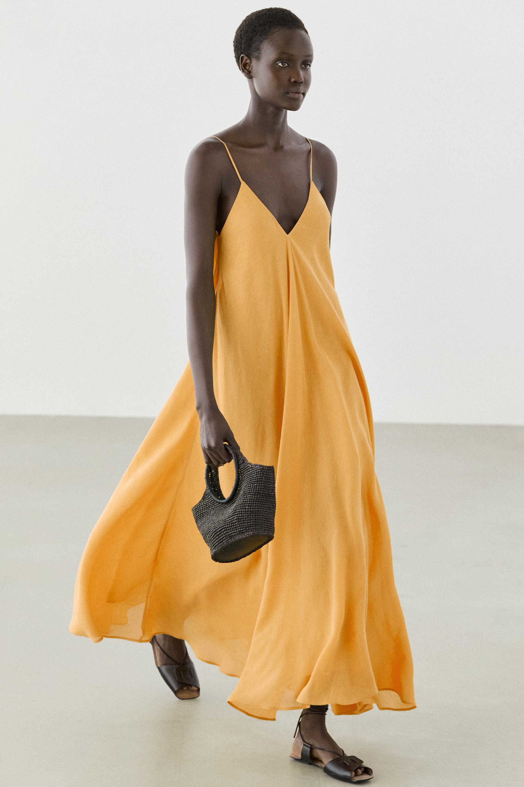 Linen blend flowing V-neck dress Yellow Dress | Massimo Dutti Linen blend flowing V-neck dress Yellow Dress | Massimo Dutti