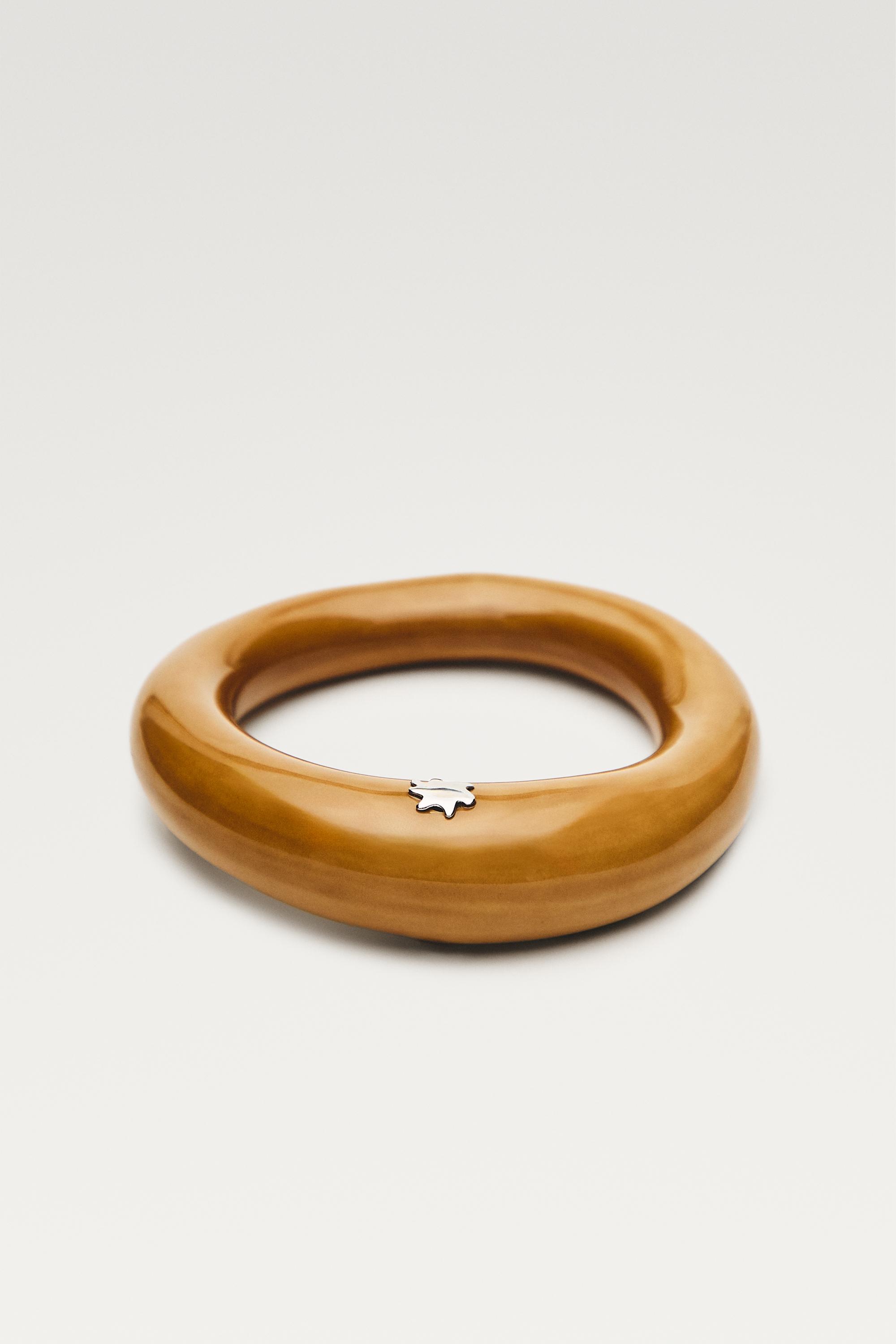 Ceramic tubular bracelet with star detail — MUSTARD YELLOW