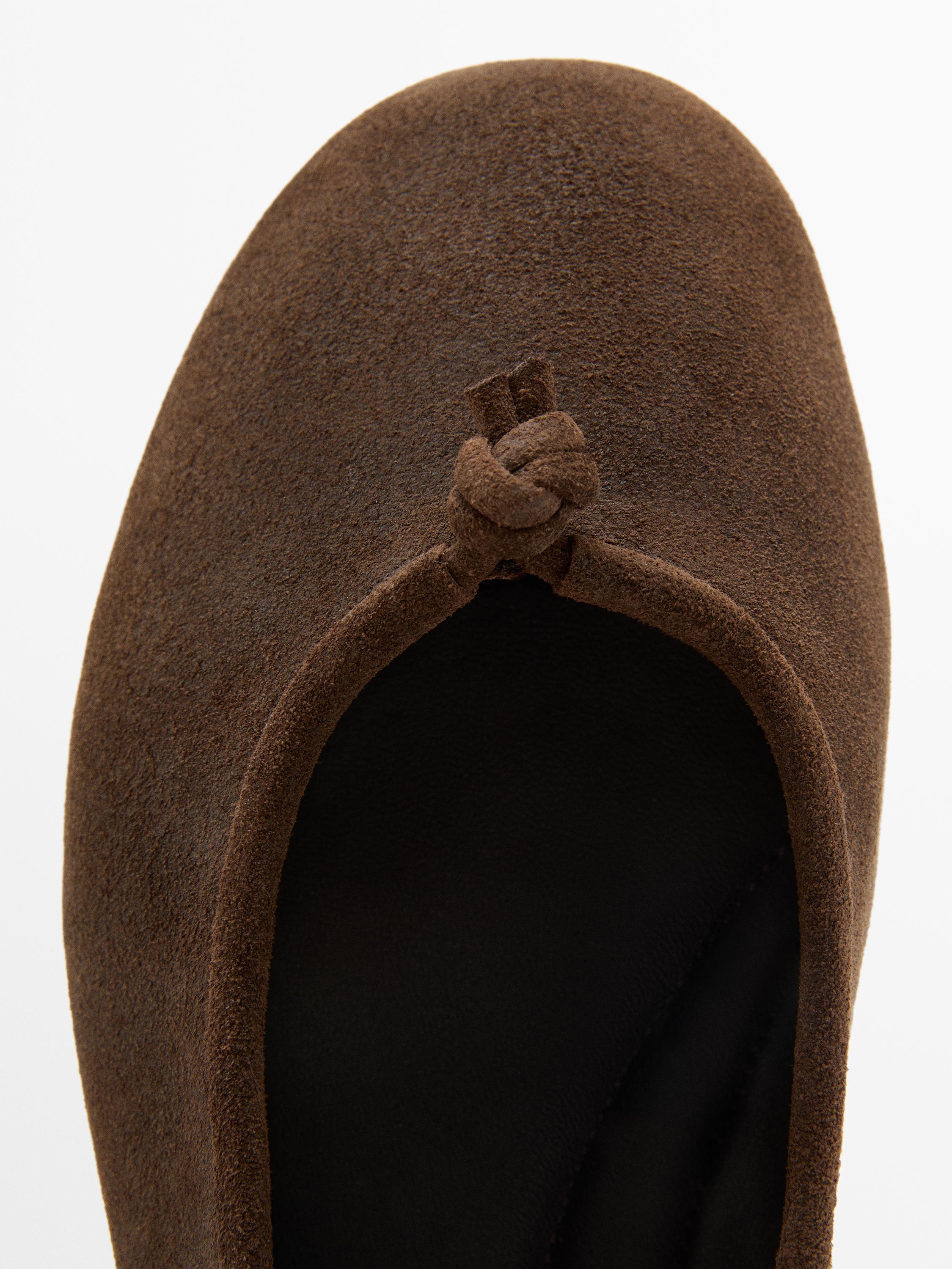 Leather ballet flats with knot — BROWN