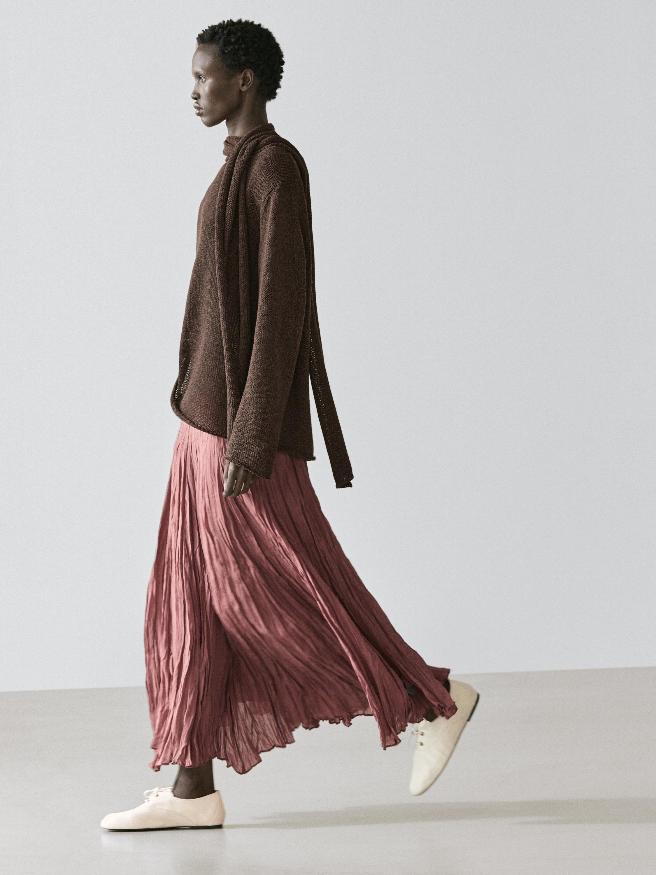 Flowing godet midi skirt — PALE PINK