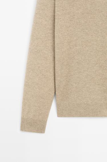Wool blend round neck knit sweater — Washed 7