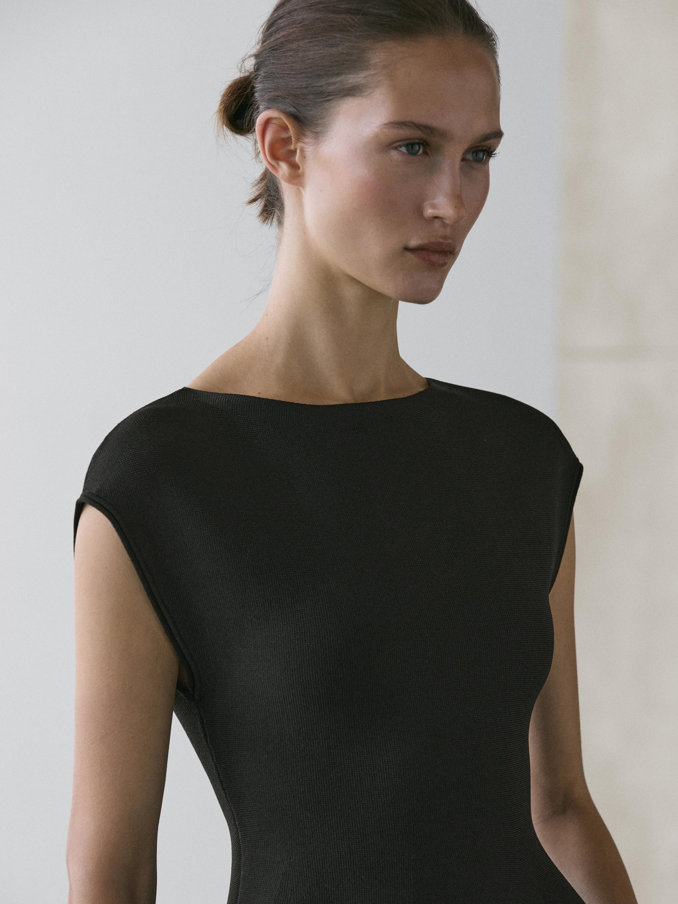 Knit top with crew neck — BLACK