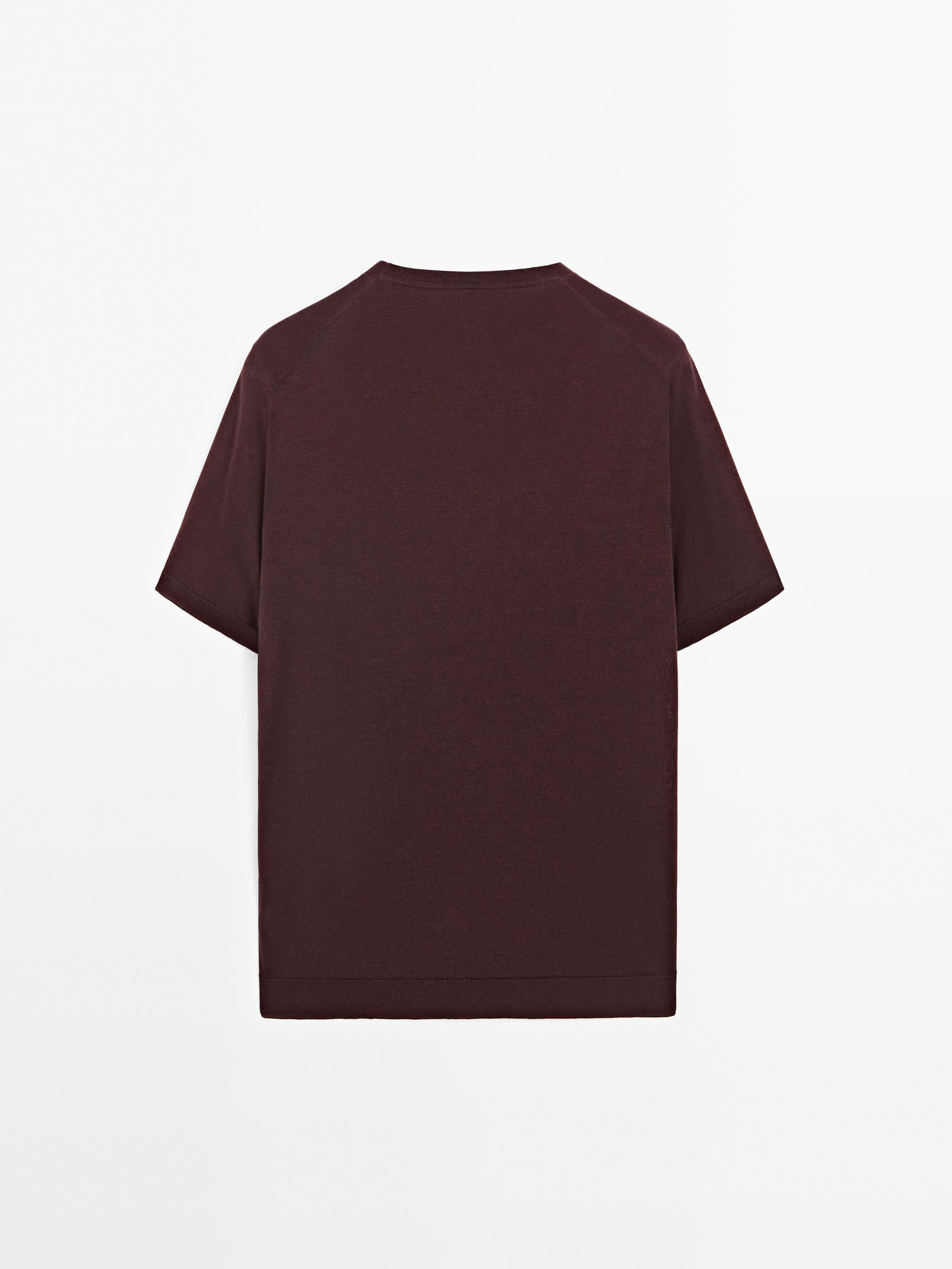 Short sleeve fine knit sweater
